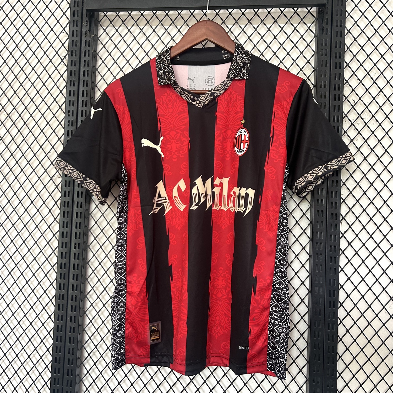 AC Milan 25-26 Red And Black Special Jersey - Fans Version - UnitedFutballJersey
