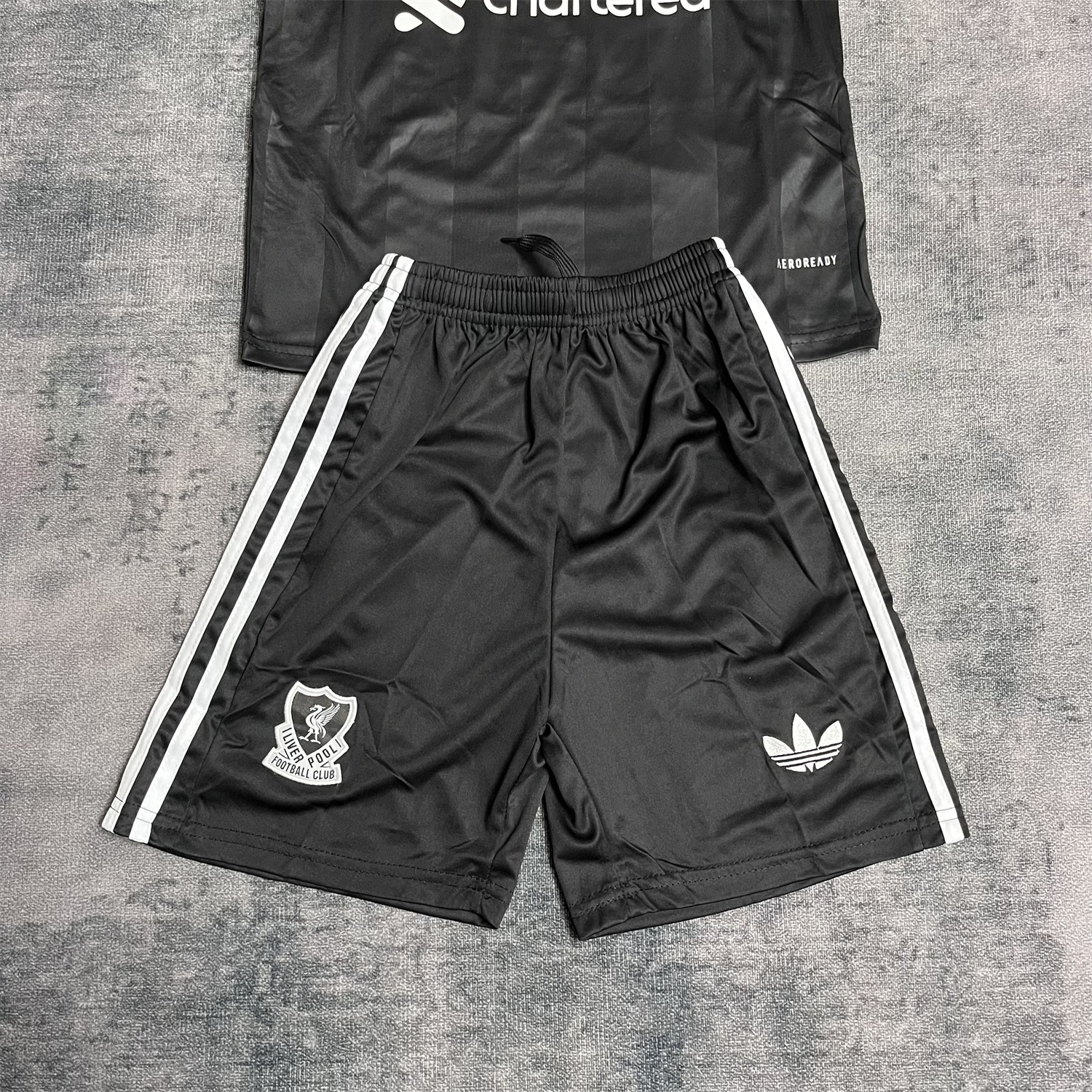Liver.pool 25-26 Trefoil Black Goalkeeper Kids Kit - UnitedFutballJersey