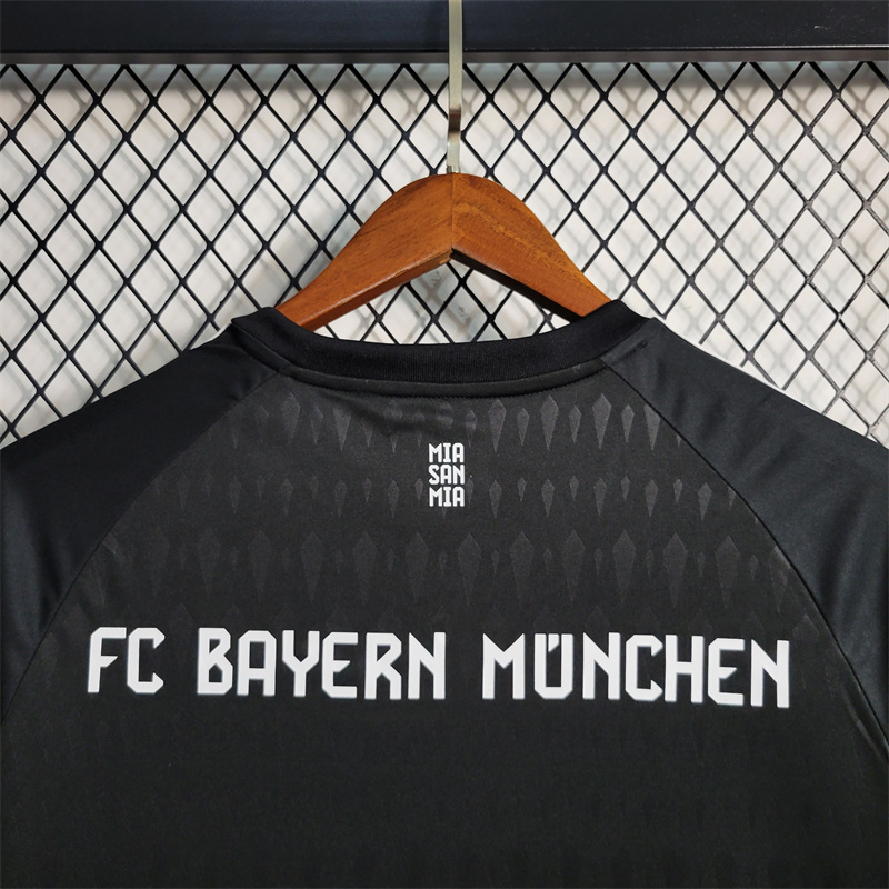 23-24 Bayern Munich Black Jersey Fans Jersey - Goalkeeper - UnitedFutballJersey