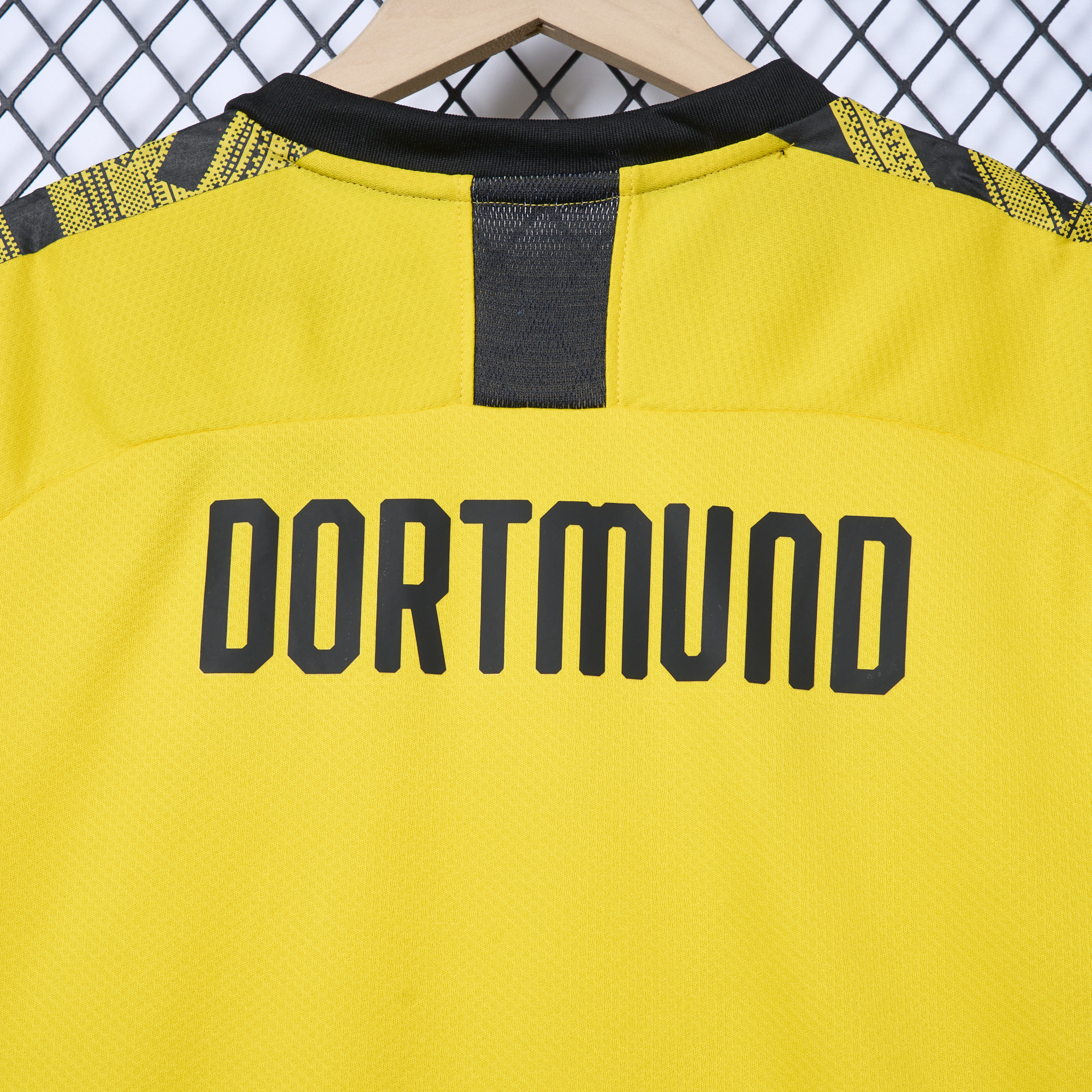 Retro Dortmund 2019-20 Home Stadium Jersey - UnitedFutballJersey