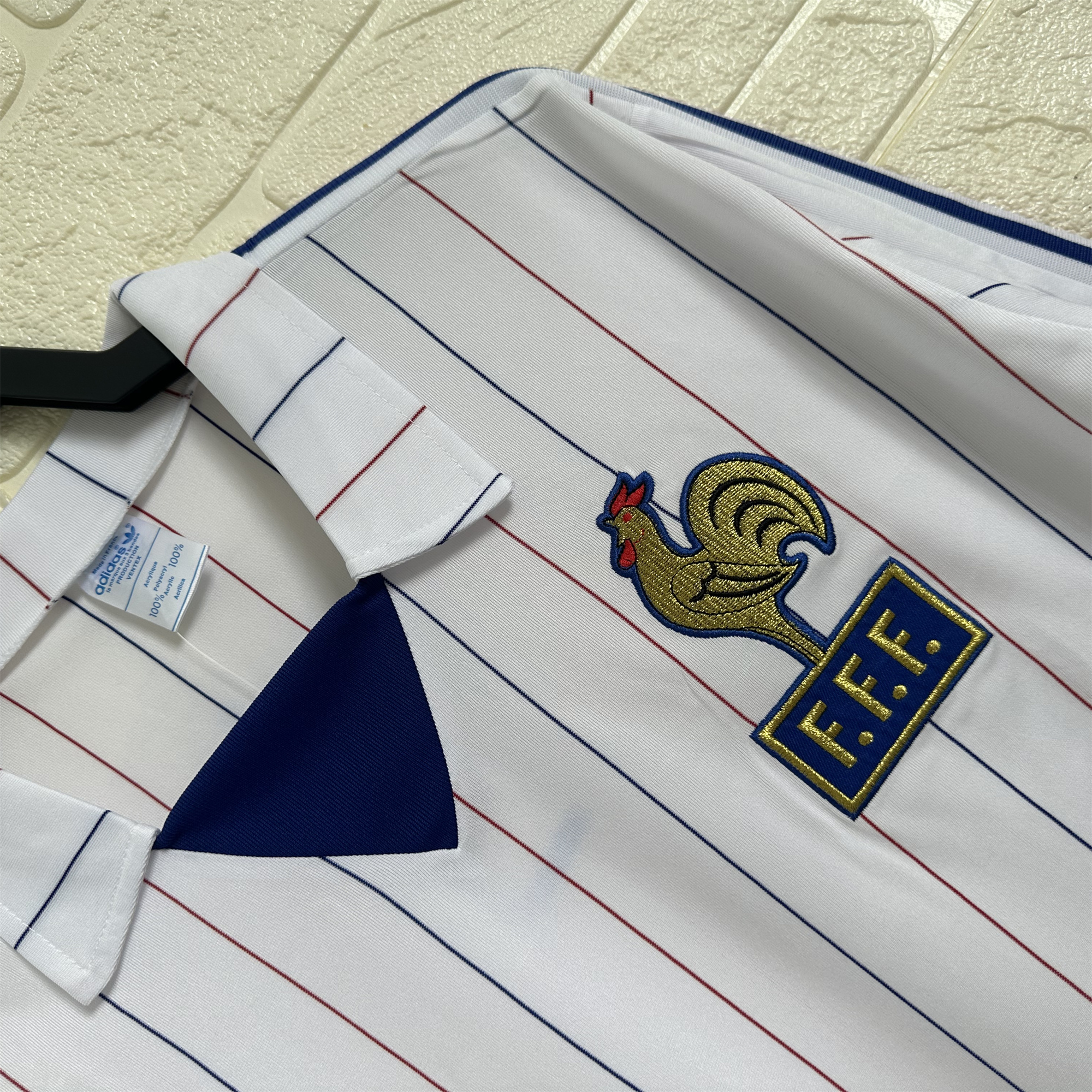 Retro France 1980-82 Away Long Sleeve Jersey - UnitedFutballJersey