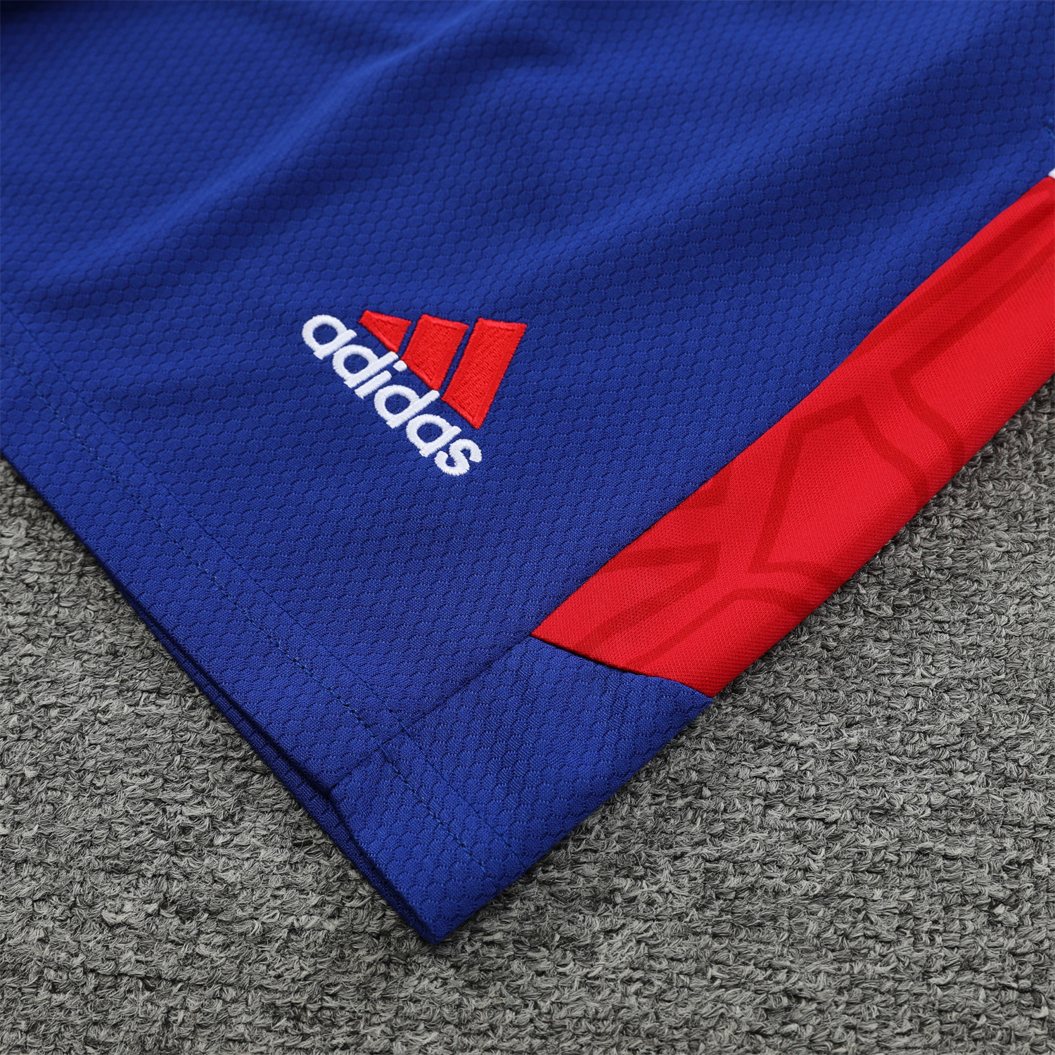 Bayern Munich 23-24 Red BlueTraining Vest Suit - UnitedFutballJersey