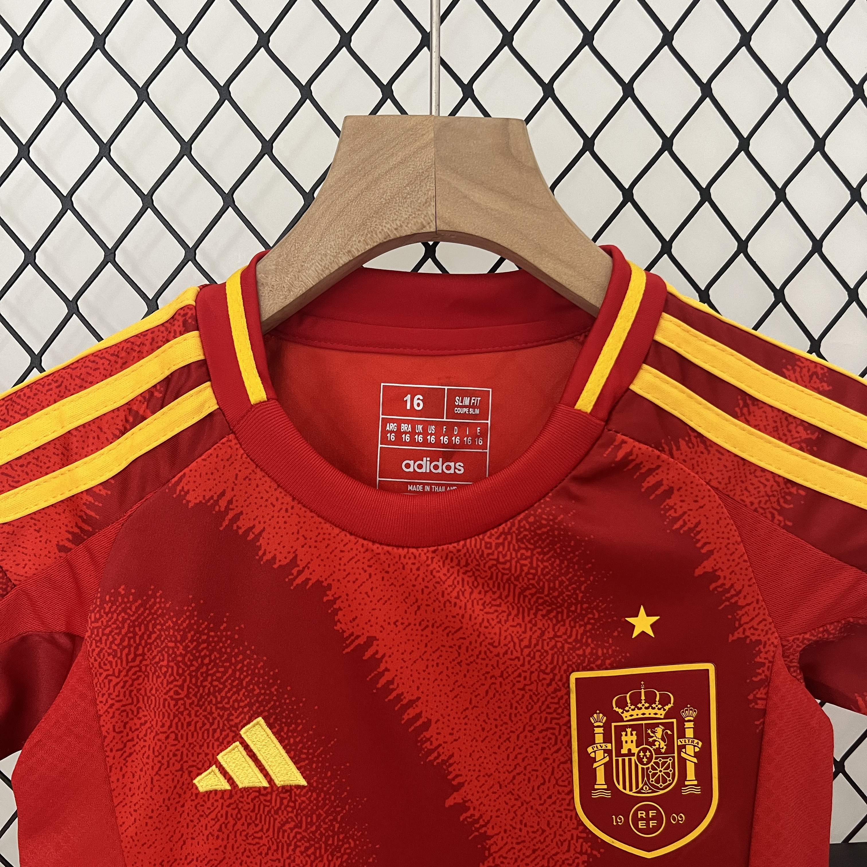Spain 2024 Home Stadium Kids Kit - UnitedFutballJersey