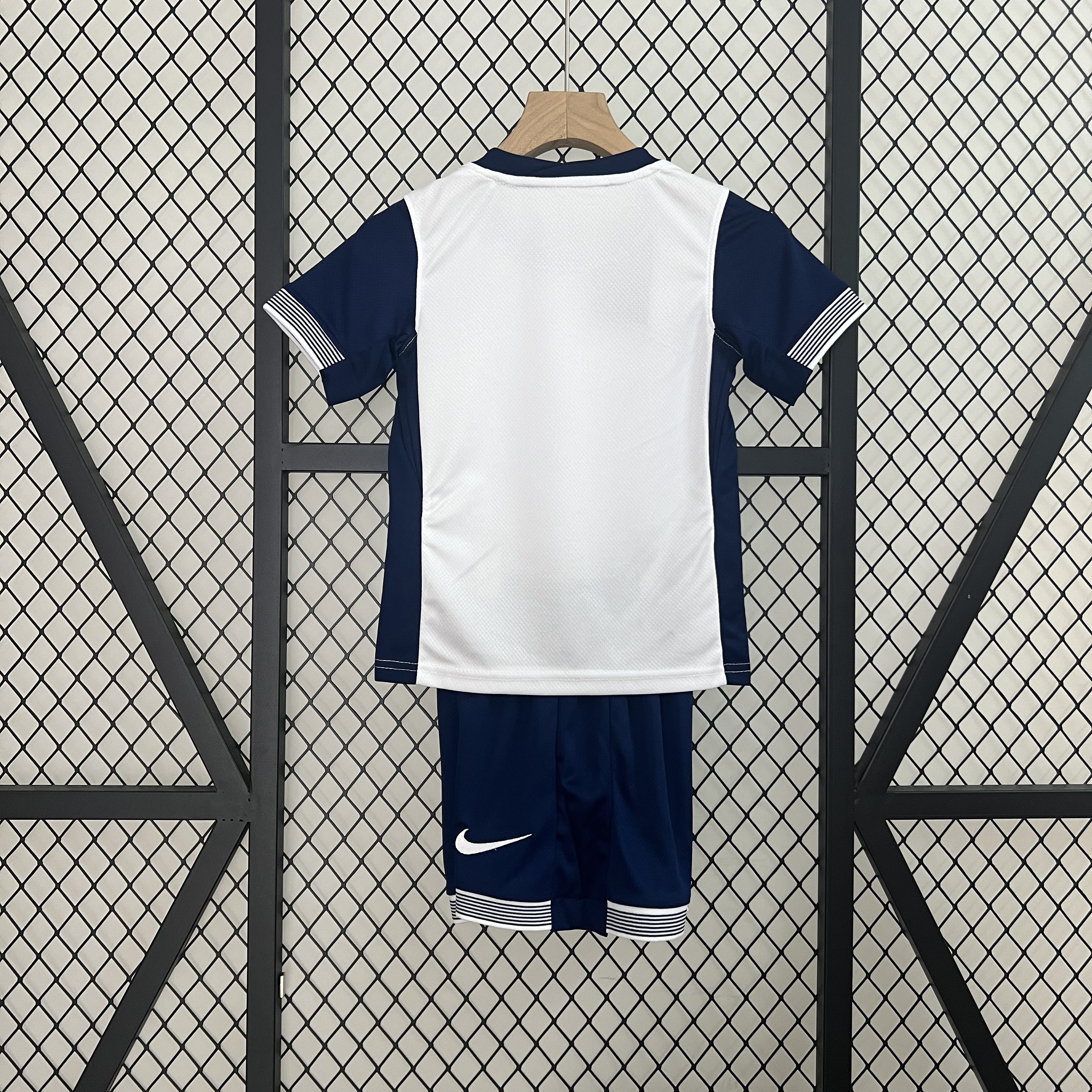 Tottenham Hotspur 24-25 Home Stadium Kids Kit - UnitedFutballJersey
