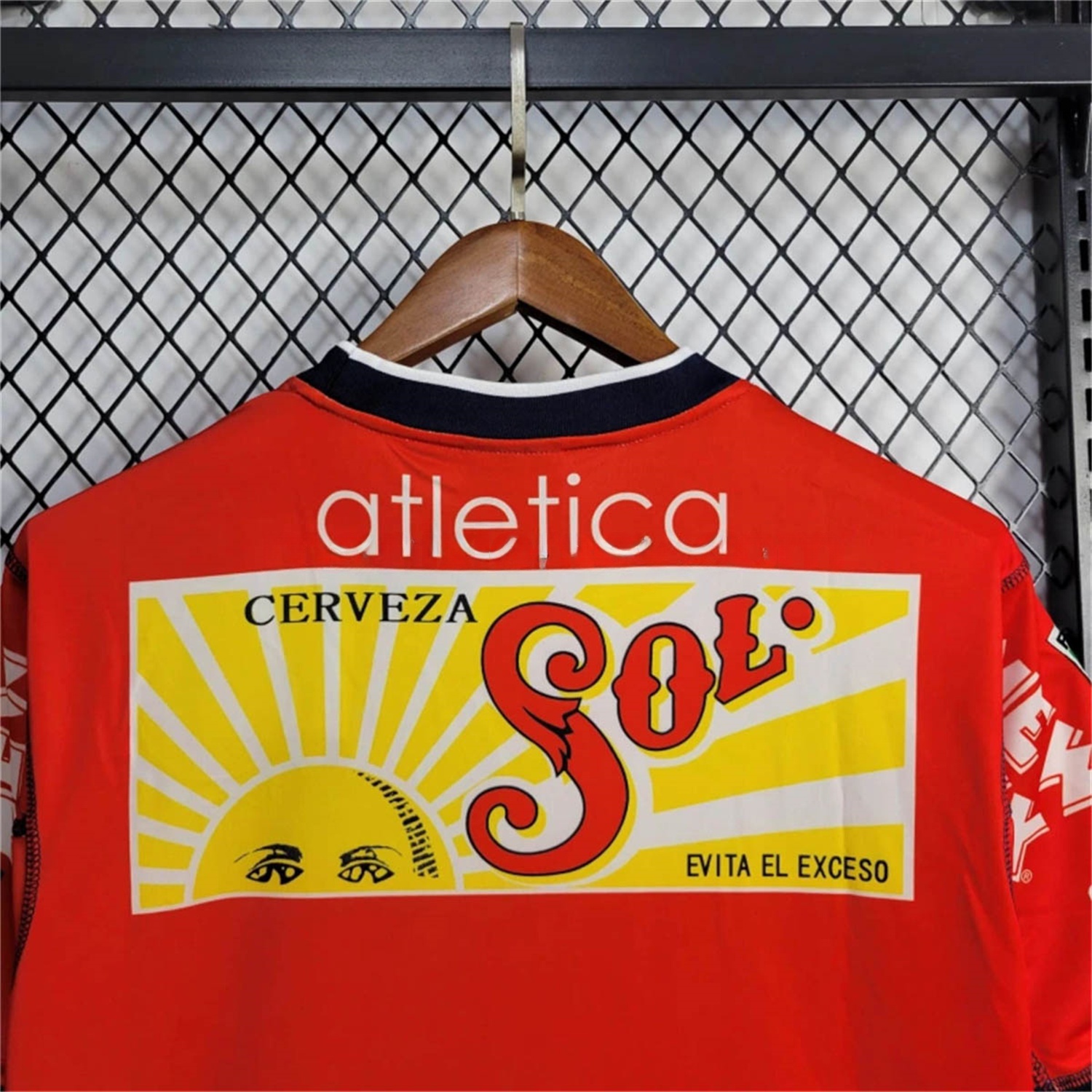 Retro Chivas de Guadalajara 02-03 Away Jersey - UnitedFutballJersey