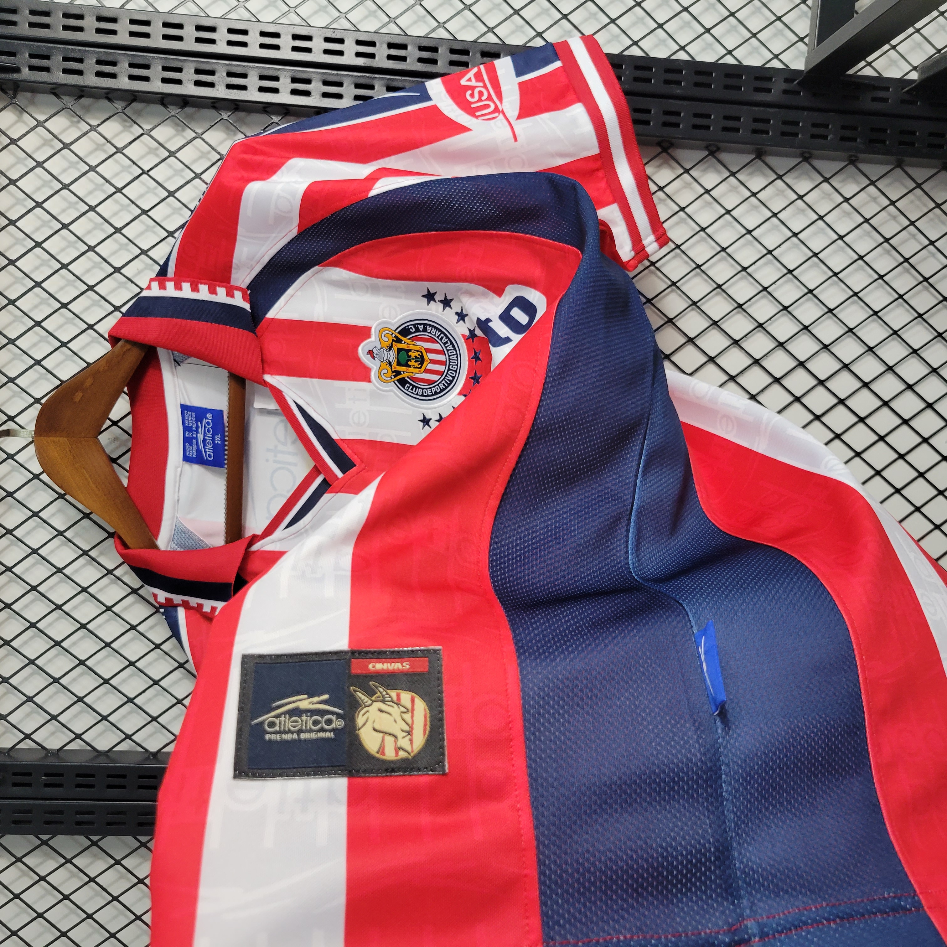 Retro Chivas de Guadalajara 99-00 Home Stadium Jersey - UnitedFutballJersey