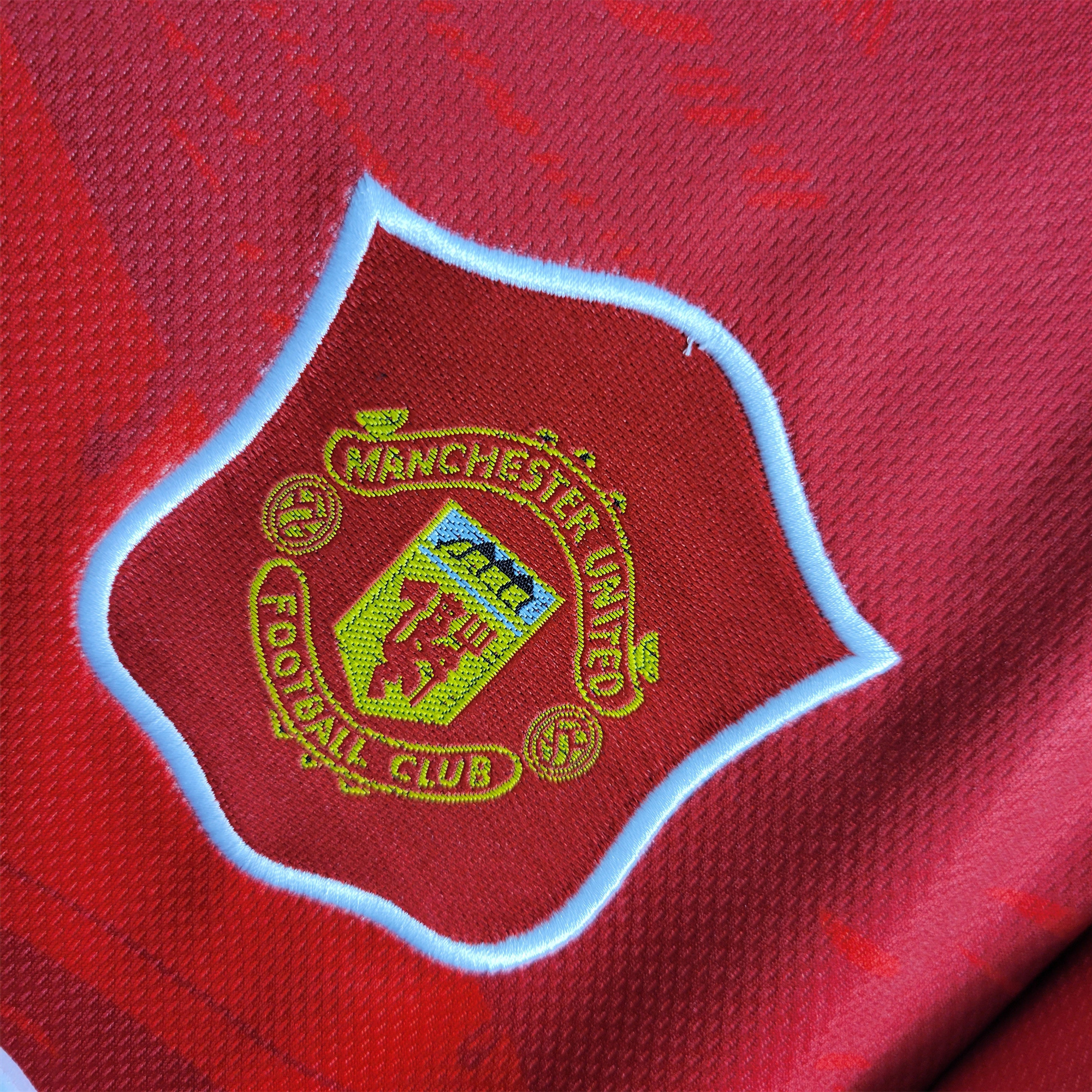 Retro Manchester United 94-96 Home Jersey - UnitedFutballJersey