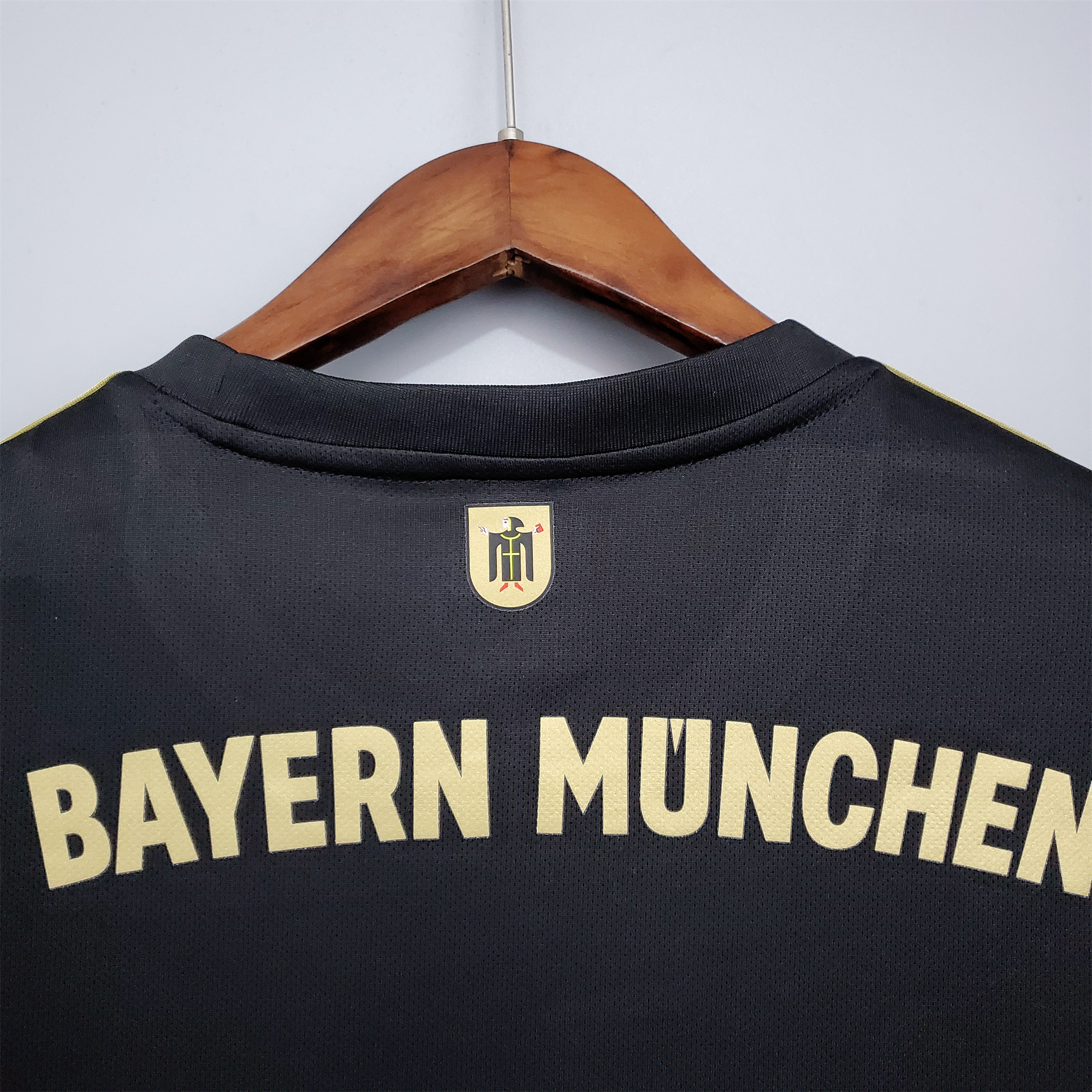 Retro Bayern Munich 21-22 Away Stadium Jersey - UnitedFutballJersey