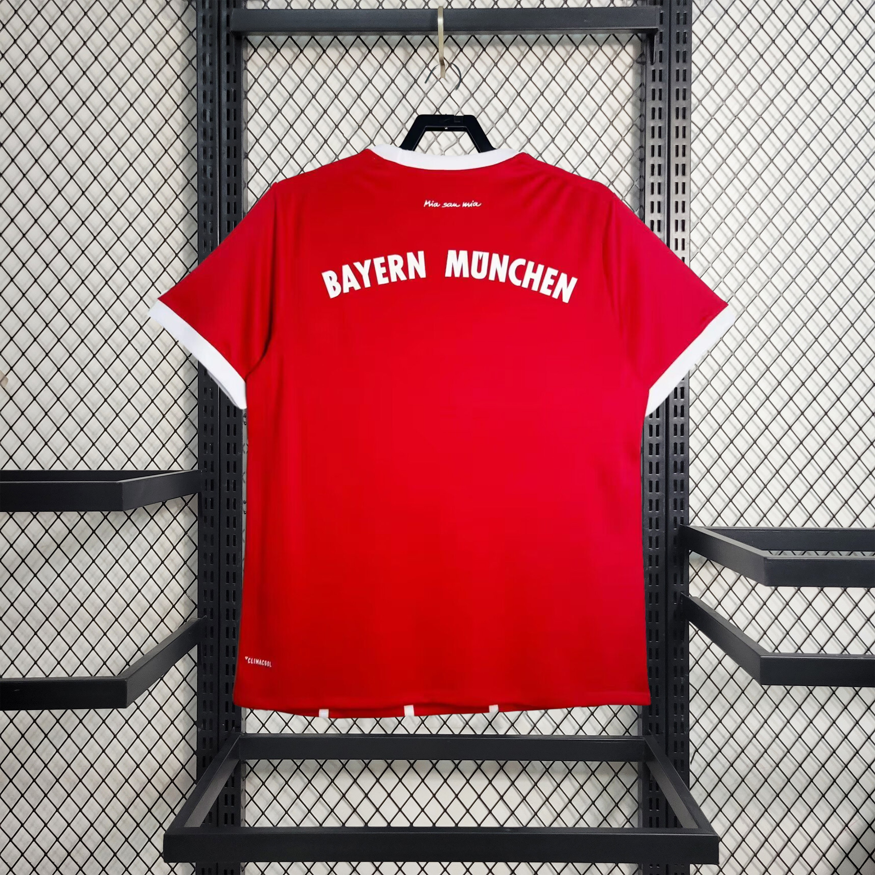 Retro Bayern Munich 2017-18 Home Stadium Jersey - UnitedFutballJersey