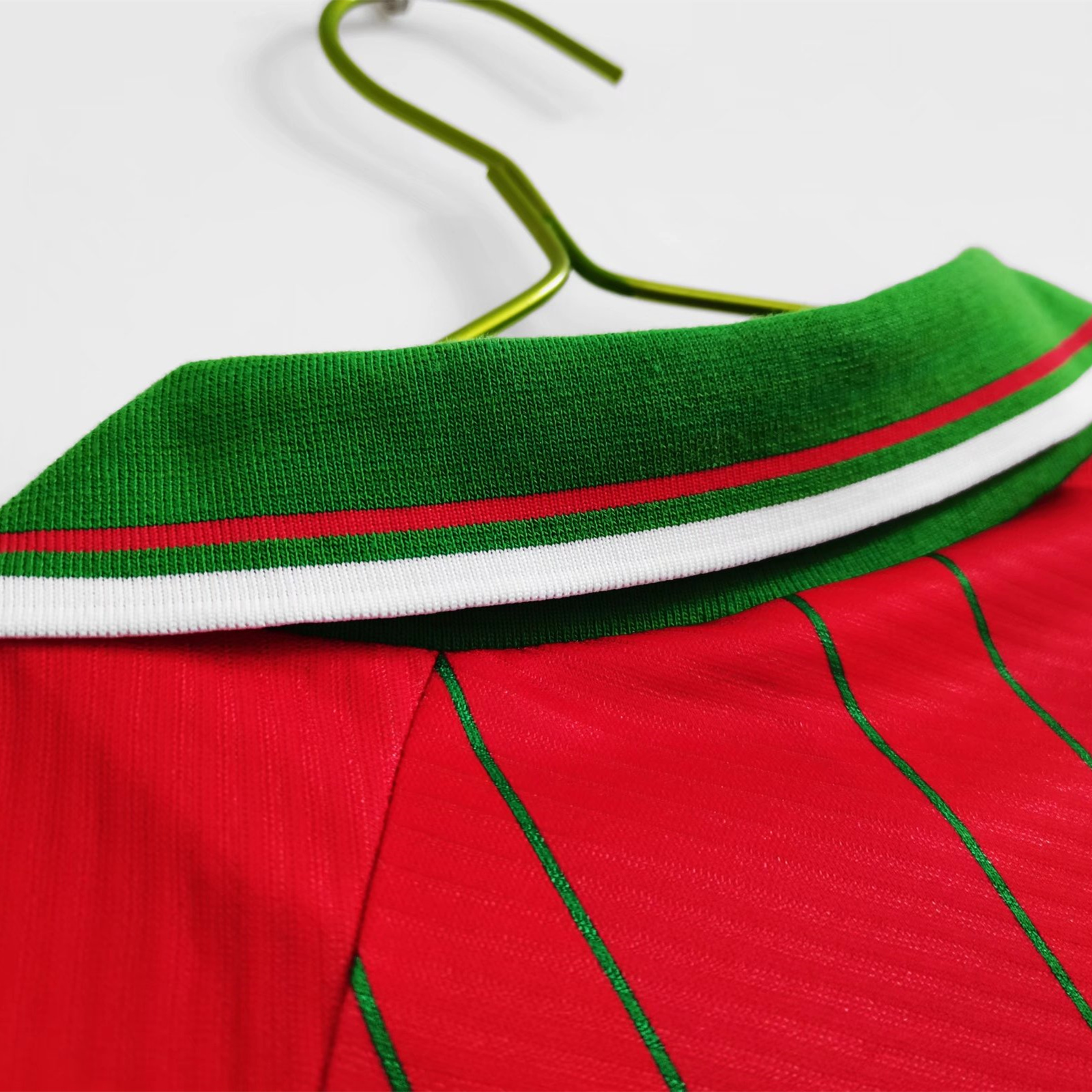 Retro Wales 1994 Home Stadium Jersey - UnitedFutballJersey