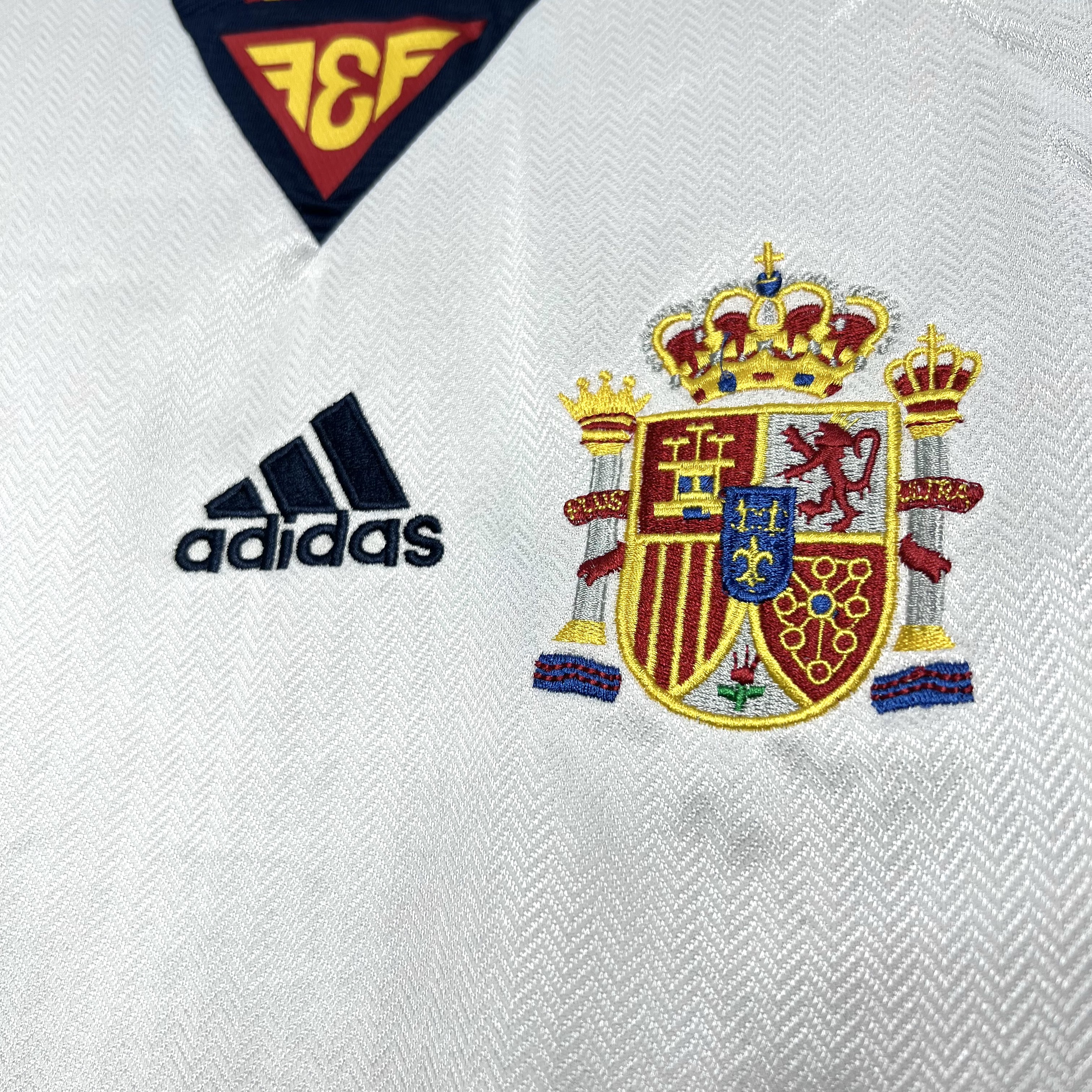 Retro Spain 1998 Away Jersey - UnitedFutballJersey