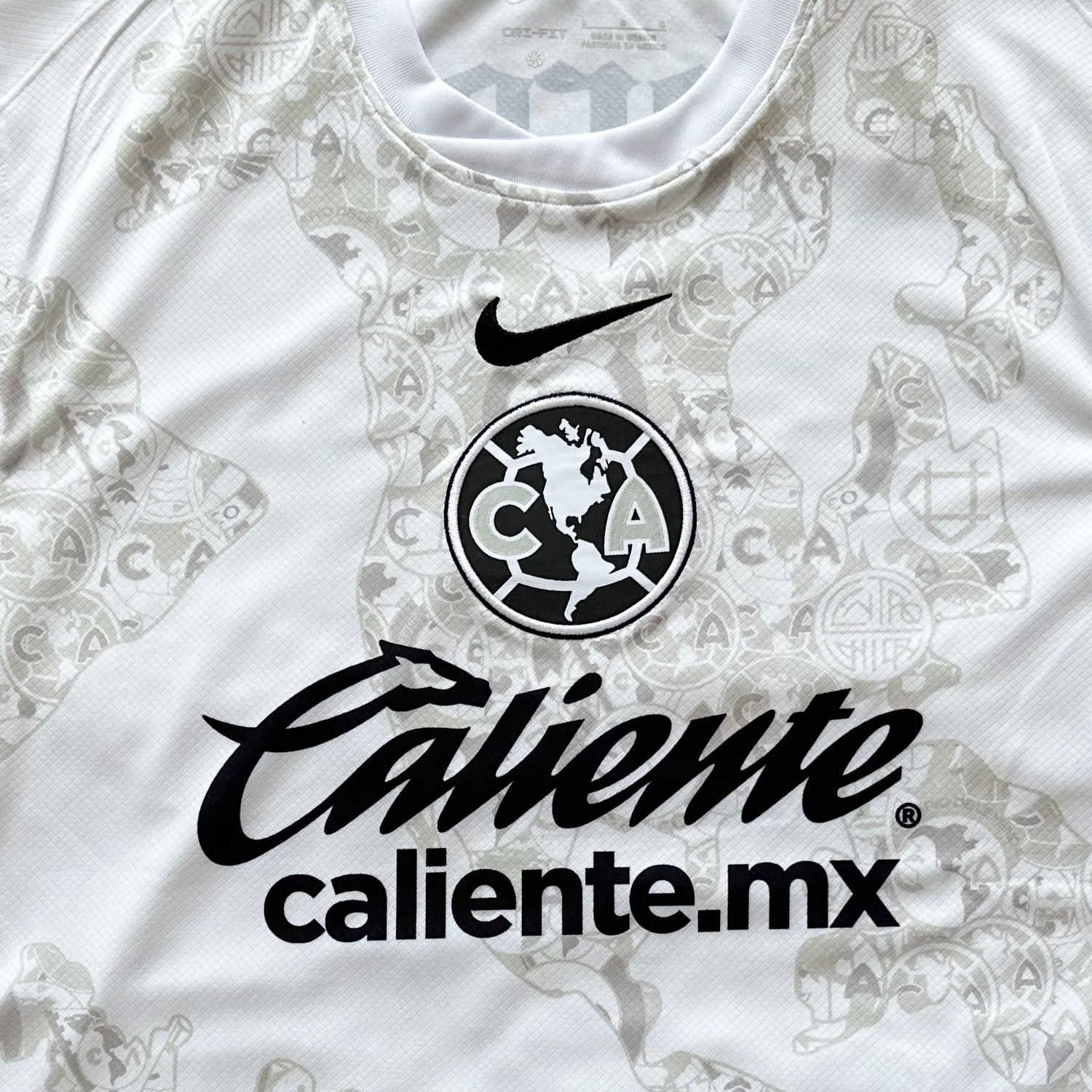 Club América 24-25 White Goalkeeper Jersey - Fans Version - UnitedFutballJersey