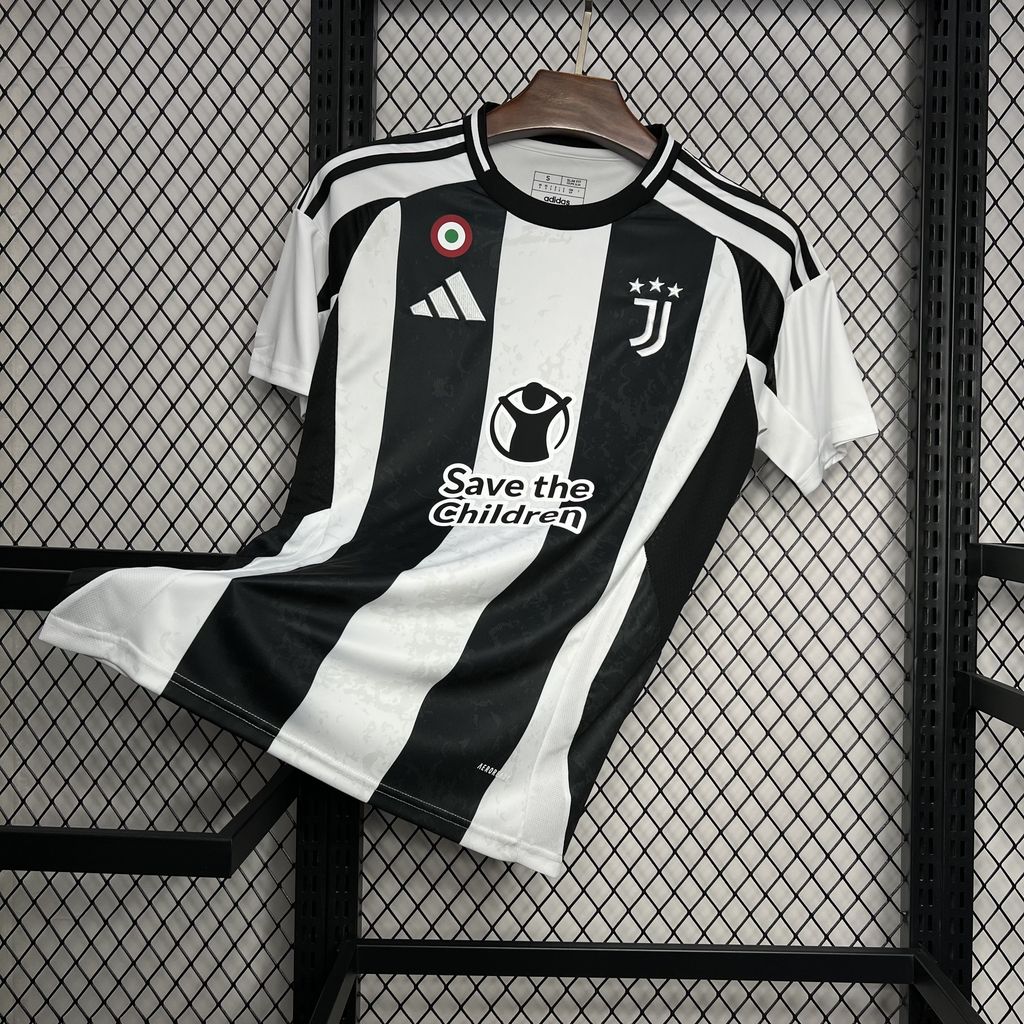 Juventus 24-25 Home Stadium Jersey With Chest Patch - Fans Version - UnitedFutballJersey