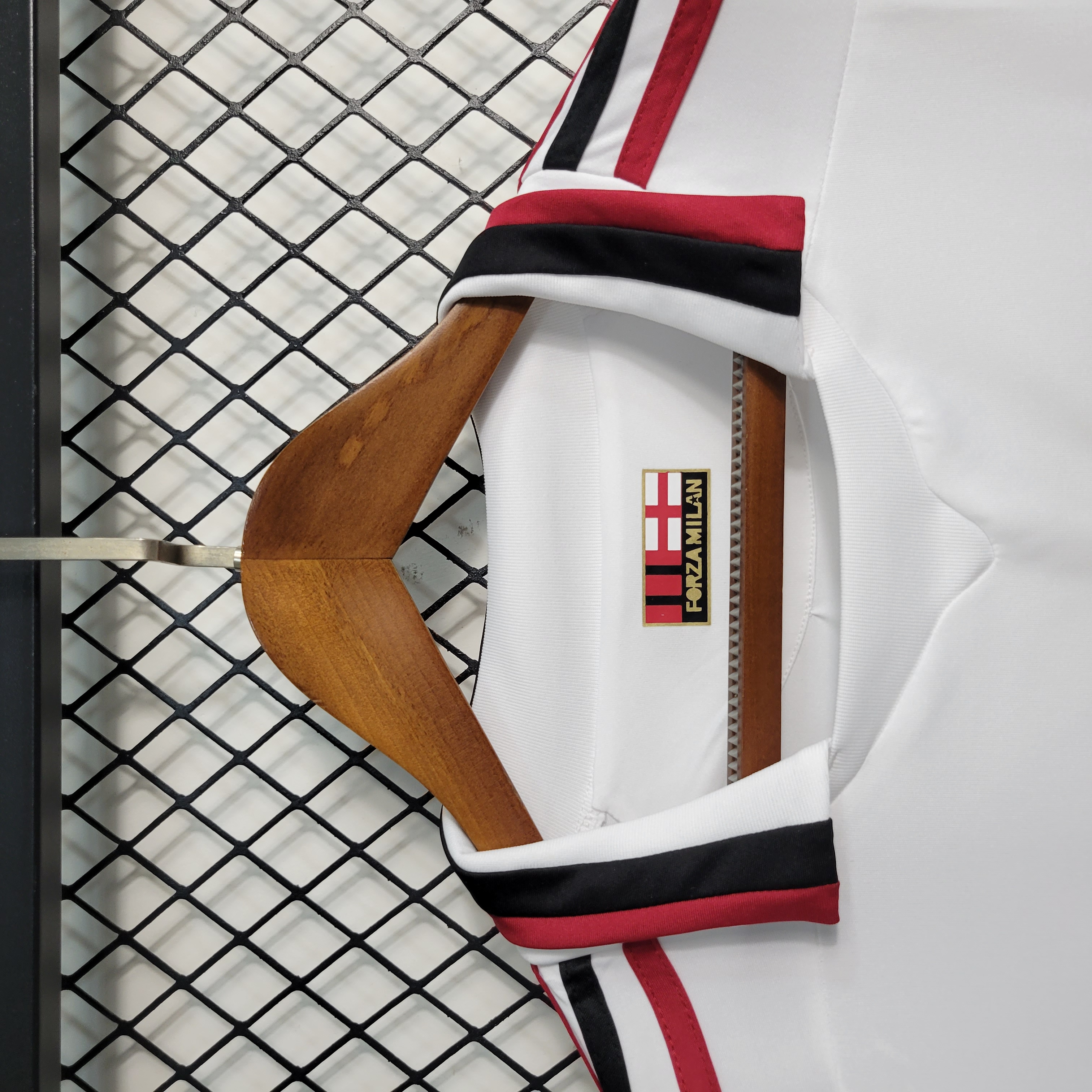 Retro AC Milan 2009-10 Away Stadium Jersey - UnitedFutballJersey