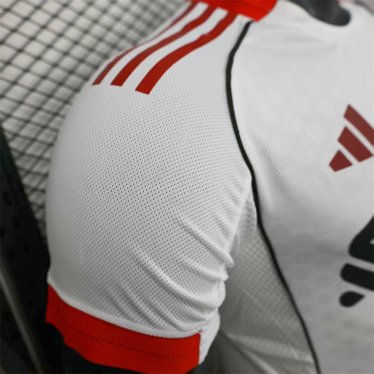 Liver.pool 25-26 Away White Jersey - Player Version - UnitedFutballJersey