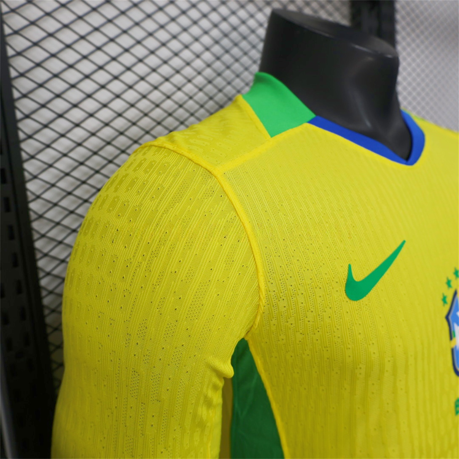 Brazil 2025 Women's Team Home Long Sleeves Jersey - Men's Player Version - UnitedFutballJersey