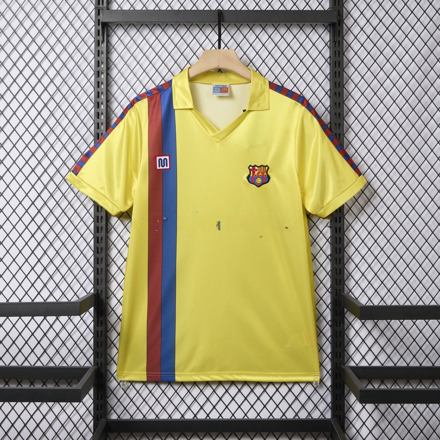 Retro Barcelona 1982-84 Away Yellow Jersey - UnitedFutballJersey