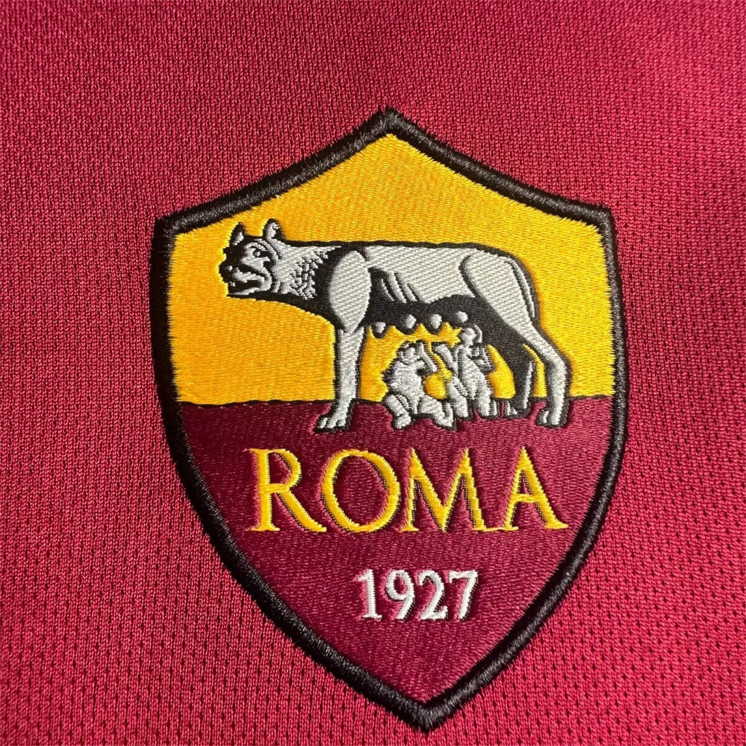 Retro Roma 2017-18 Home Long Sleeves Jersey - UnitedFutballJersey