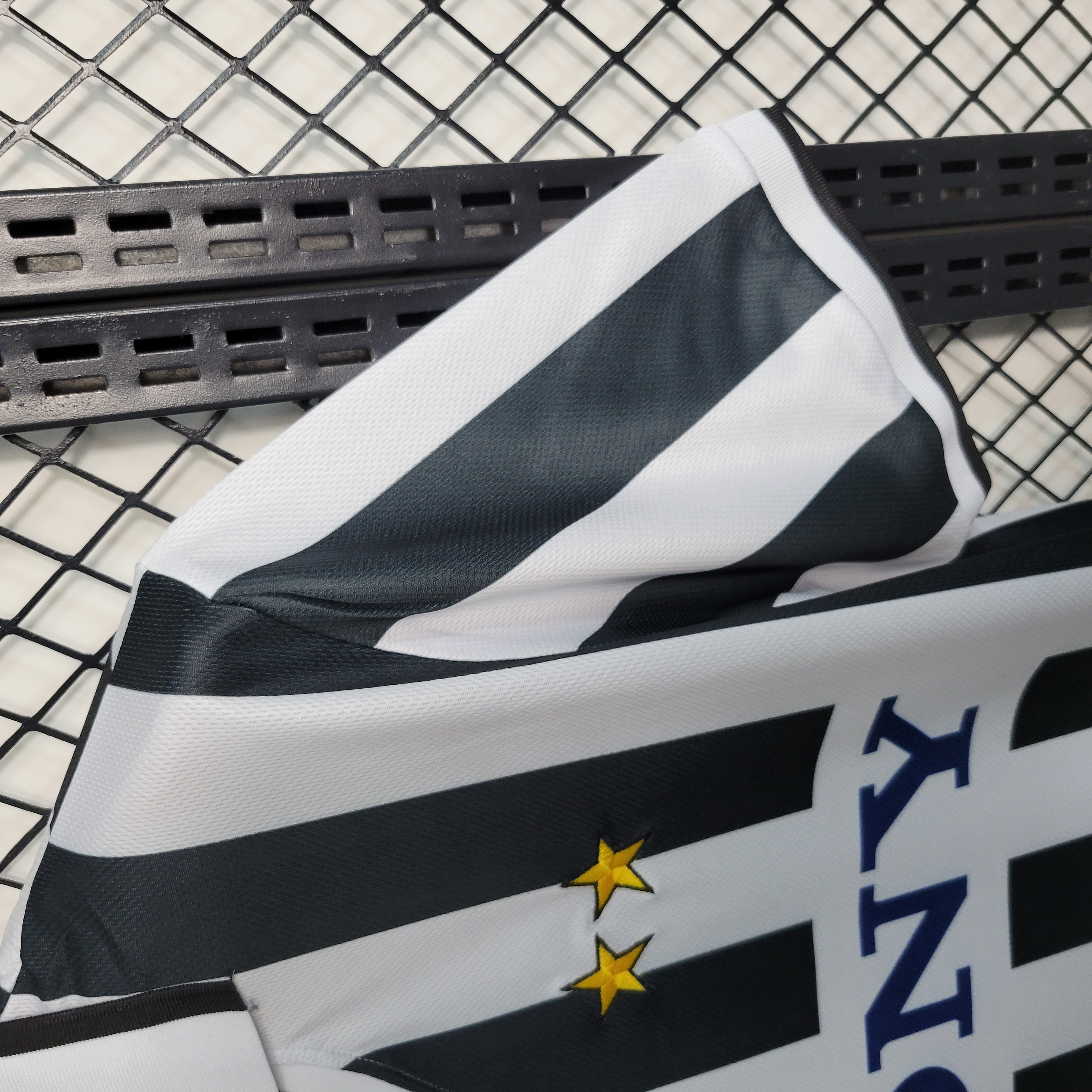 Retro Juventus 1995-97 Home Stadium Jersey - UnitedFutballJersey