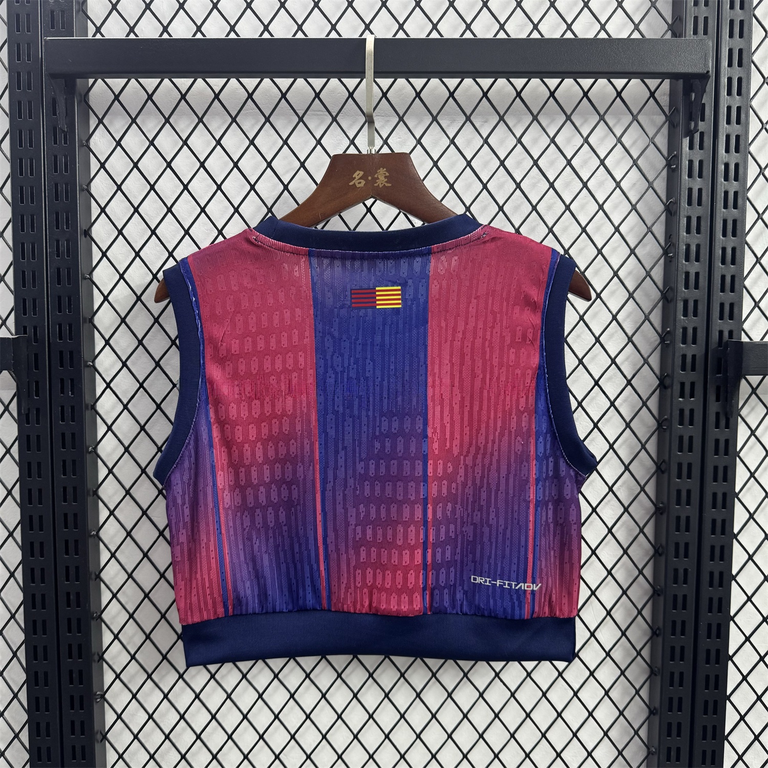 Women's Barcelona 25-26 Home Center Logo Yoga Vest - UnitedFutballJersey