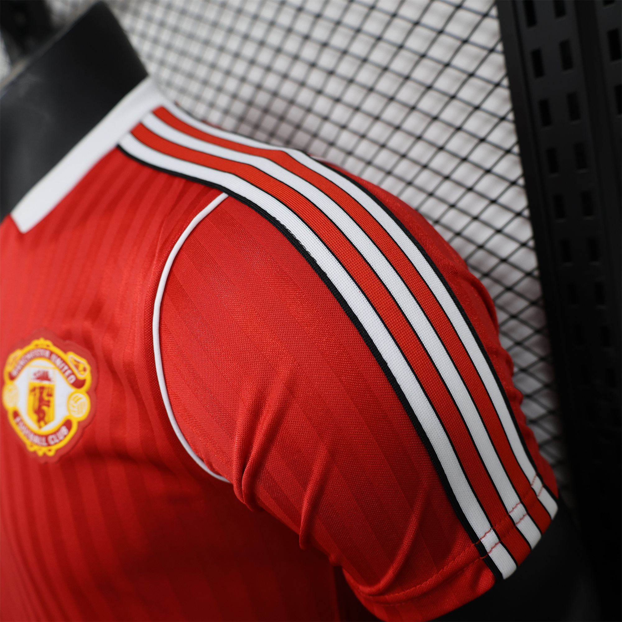 Manchester United 2025 Red Icon Retro Jersey - Player Version - UnitedFutballJersey