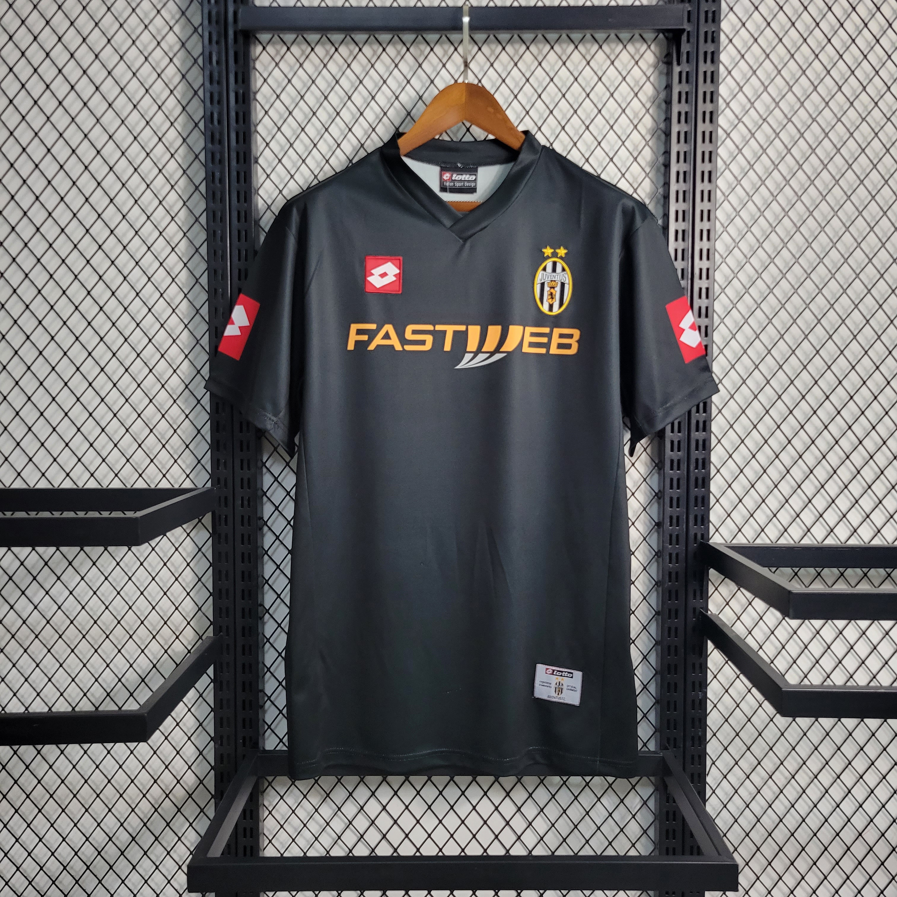 Retro Juventus 2001-02 Away Stadium Jersey - UnitedFutballJersey