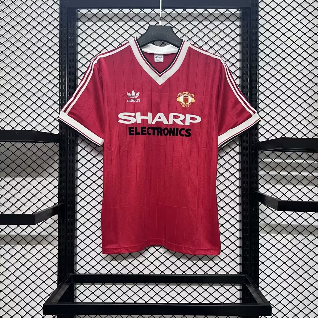 Manchester United Retro 82-83 Home Stadium Jersey - UnitedFutballJersey