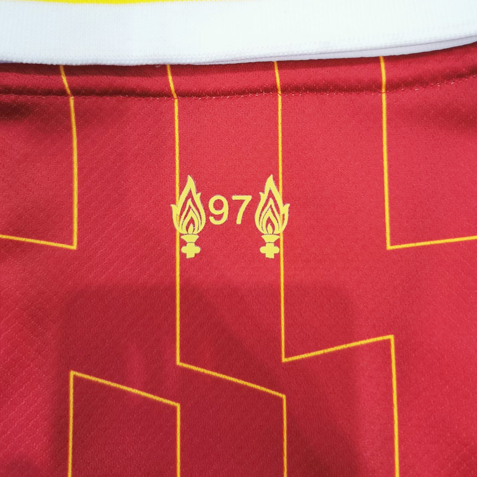 Liver.pool 24-25 Home Stadium Jersey - Fans Version - UnitedFutballJersey