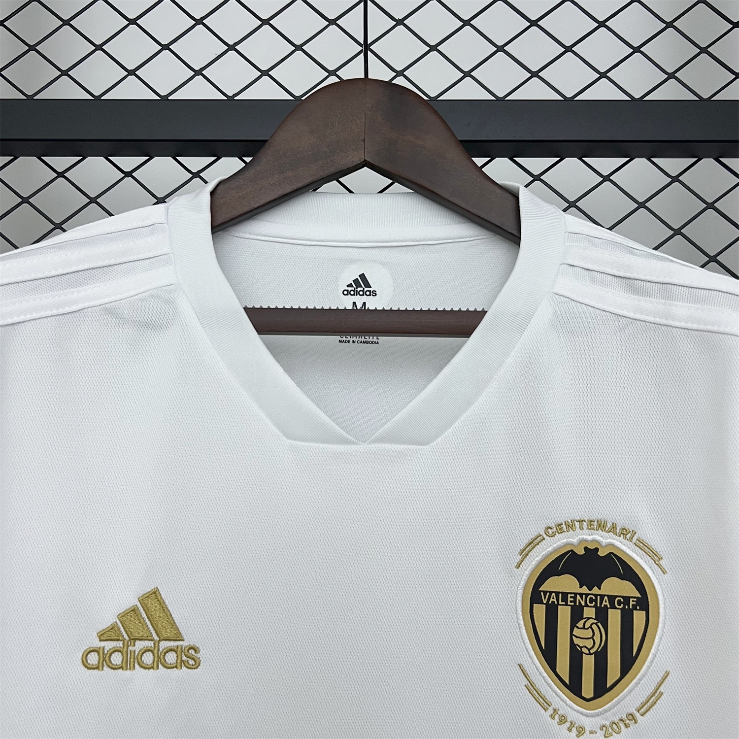 Retro Valencia 2018-19 Home Jersey - UnitedFutballJersey
