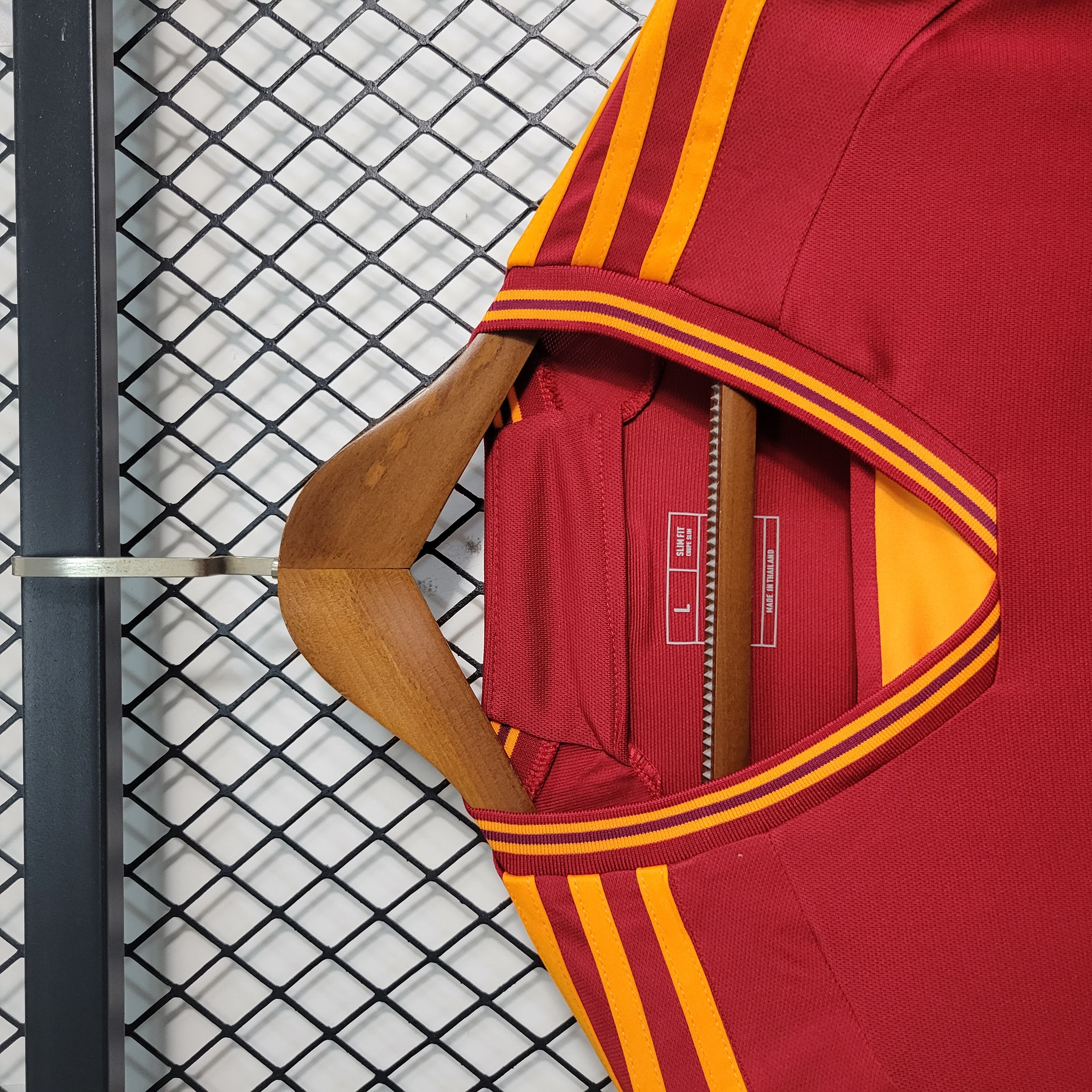 Roma 23-24 Home Stadium Jersey - Fans Version - UnitedFutballJersey