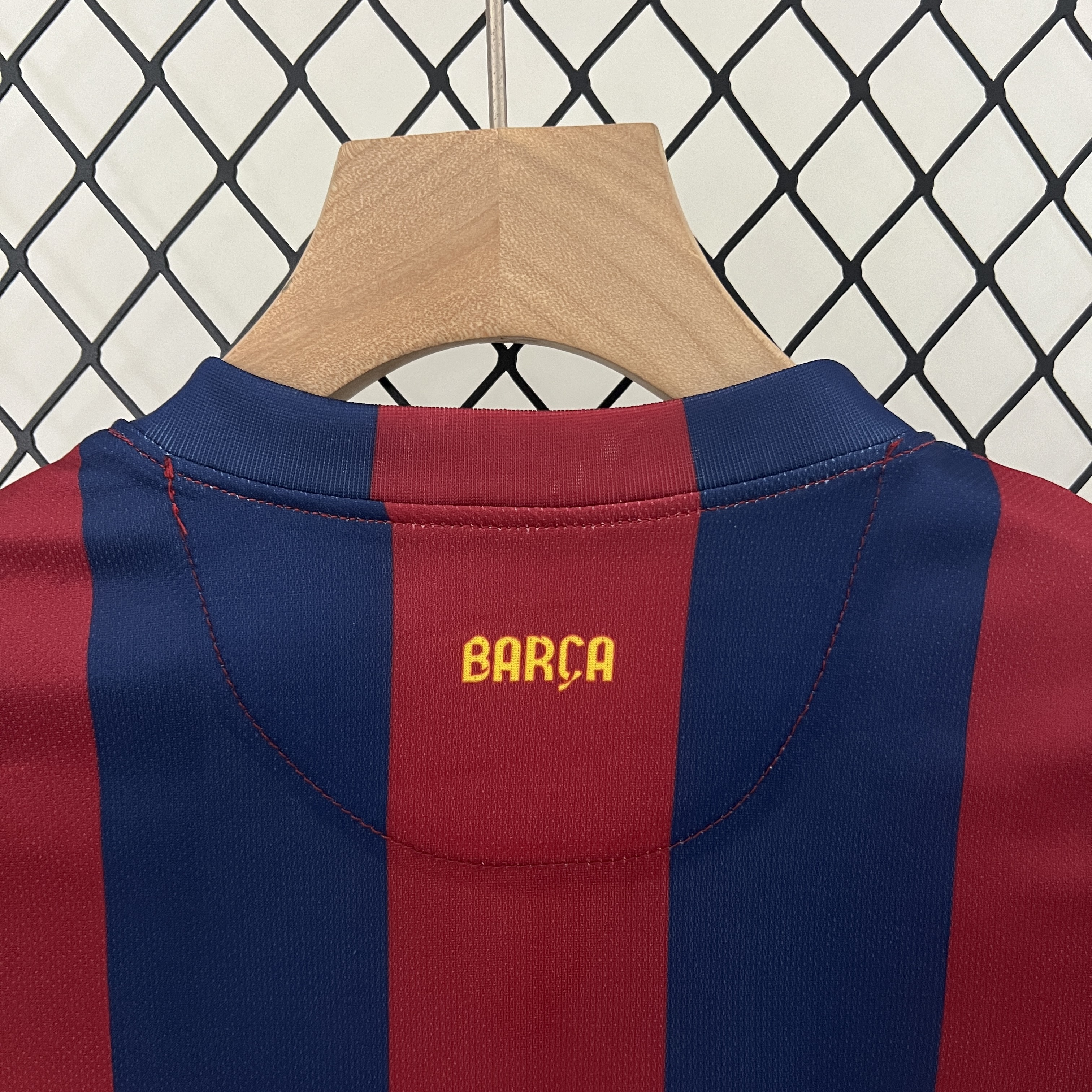 Retro Barcelona 14-15 Home Stadium Kids Kit - UnitedFutballJersey