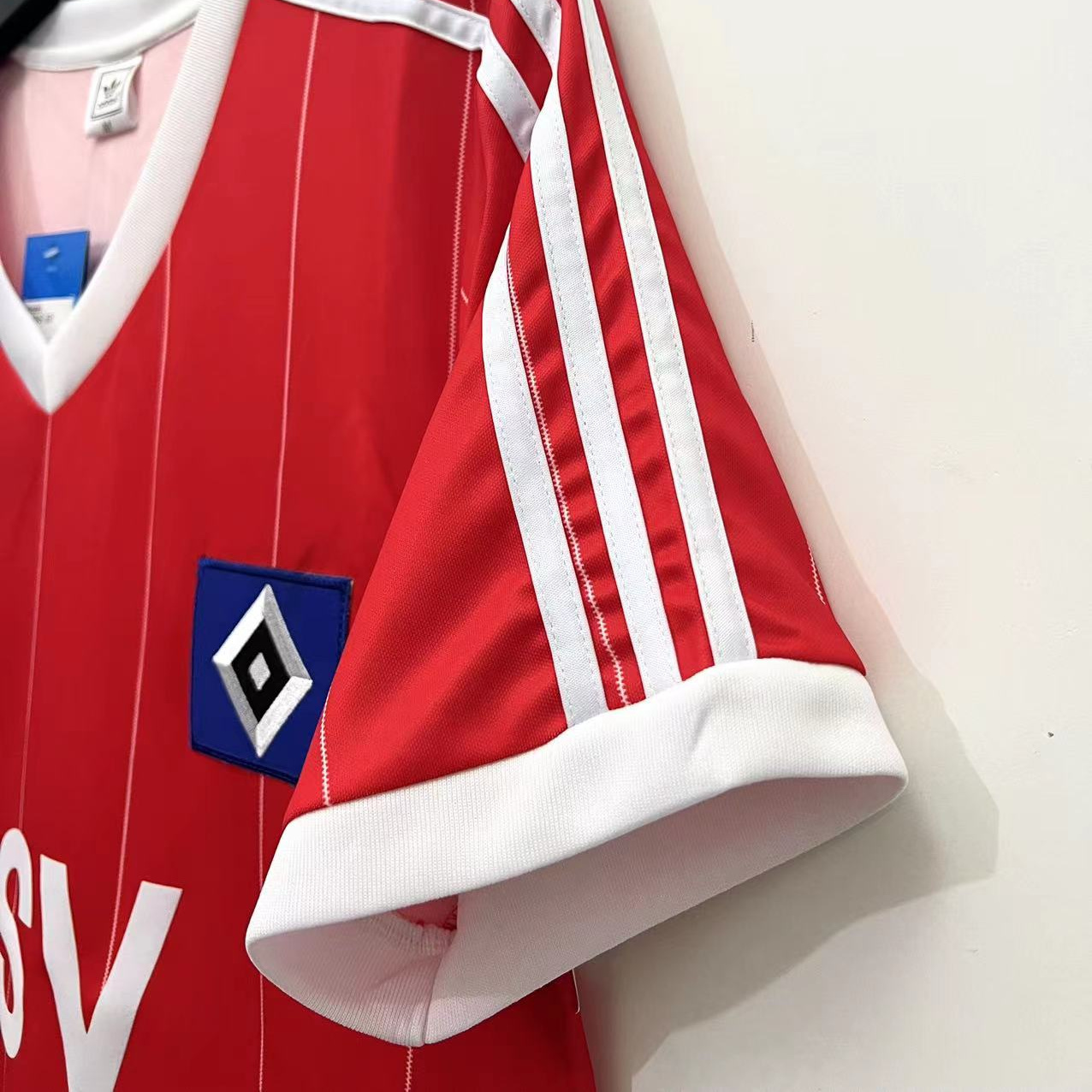 Retro Hamburger SV 83-84 Away Stadium Jersey - UnitedFutballJersey