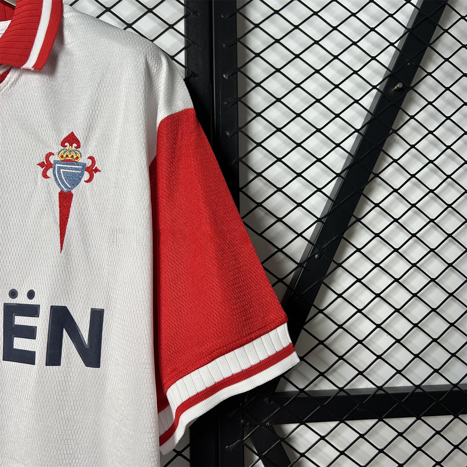 Retro Celta Vigo 2001-02 Away Jersey - UnitedFutballJersey