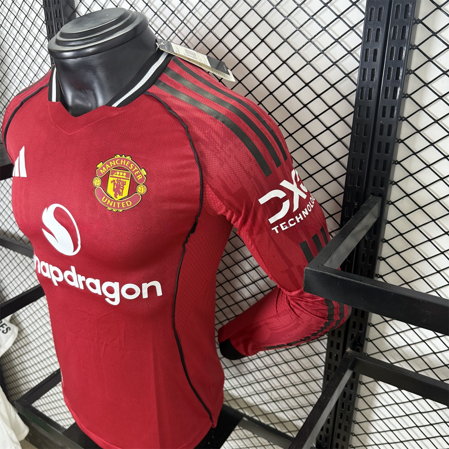 Manchester United 25-26 Home Long Sleeves Jersey - Player Version - UnitedFutballJersey