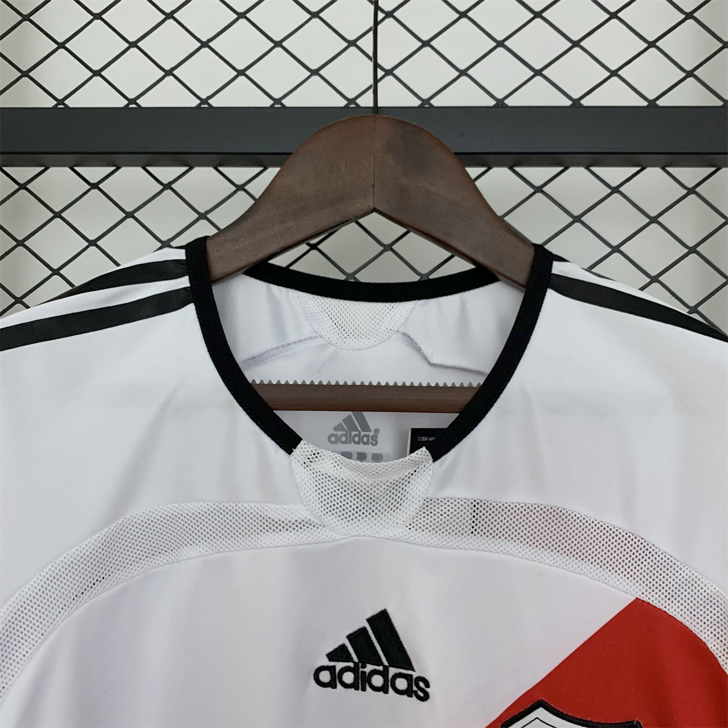 Retro River Plate 2006-07 Home Jersey - UnitedFutballJersey