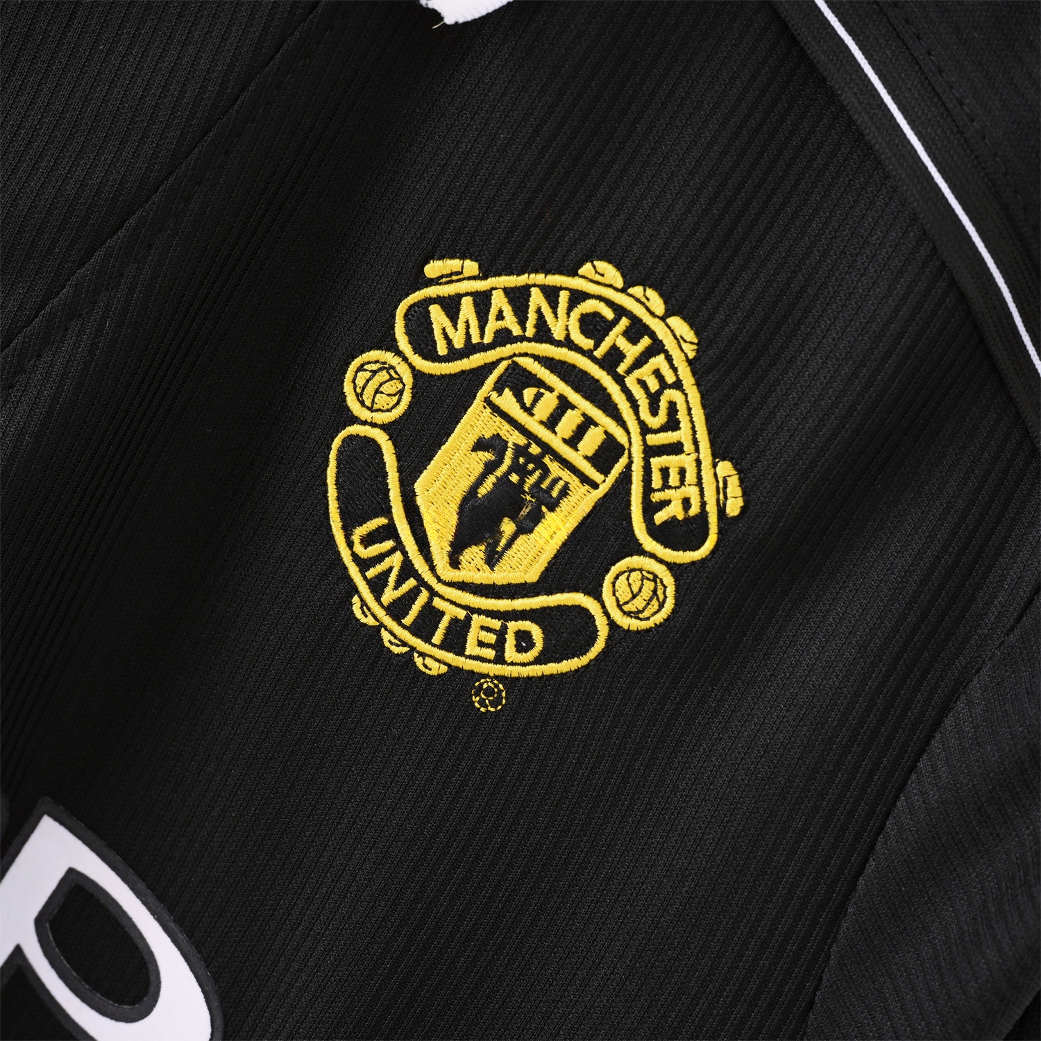 Manchester United Retro 1998-99 Black Long Sleeves Jersey - UnitedFutballJersey