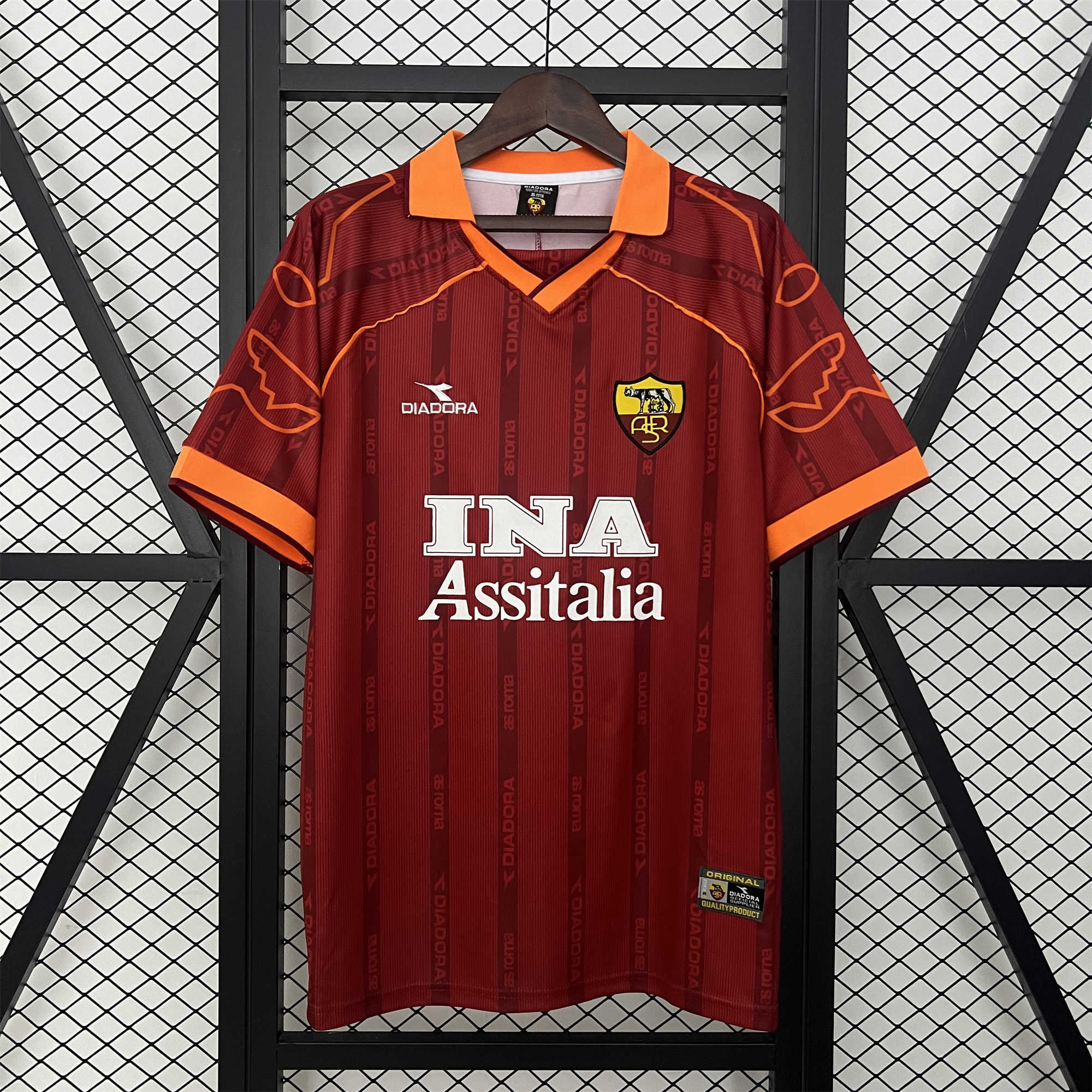 Retro Roma 1999-00 Home Jersey - UnitedFutballJersey