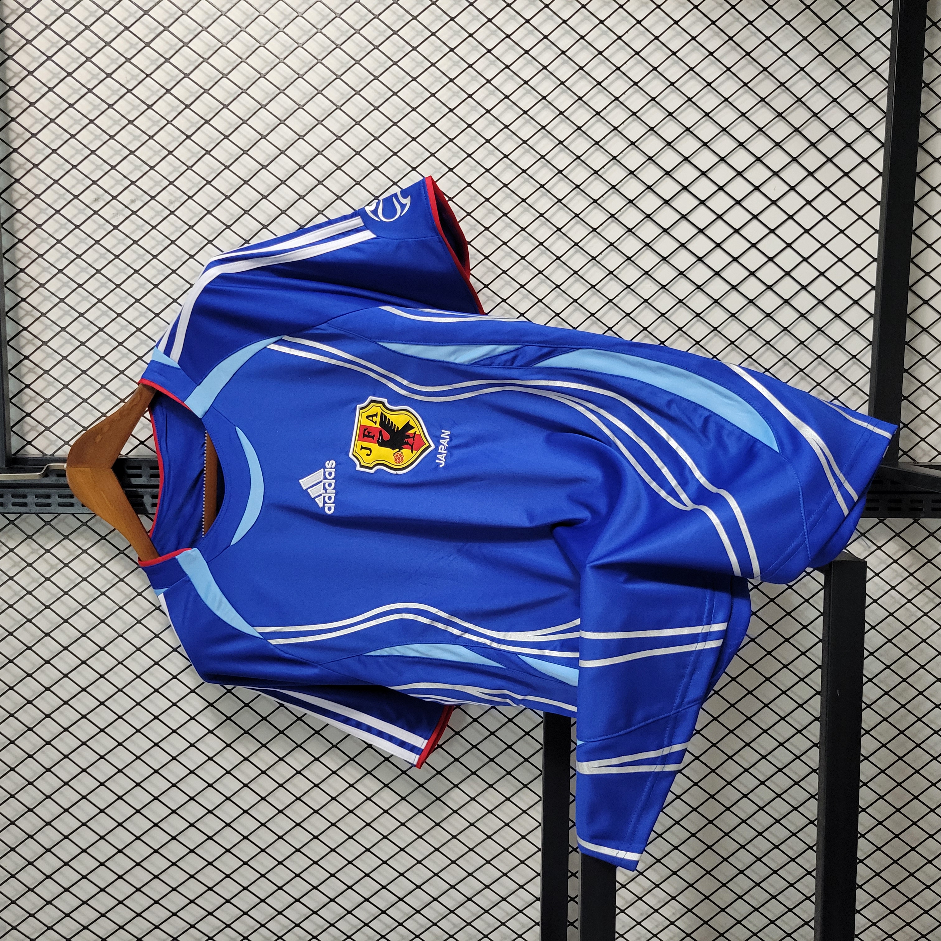 Retro Japan 2006 Home Stadium Jersey - UnitedFutballJersey