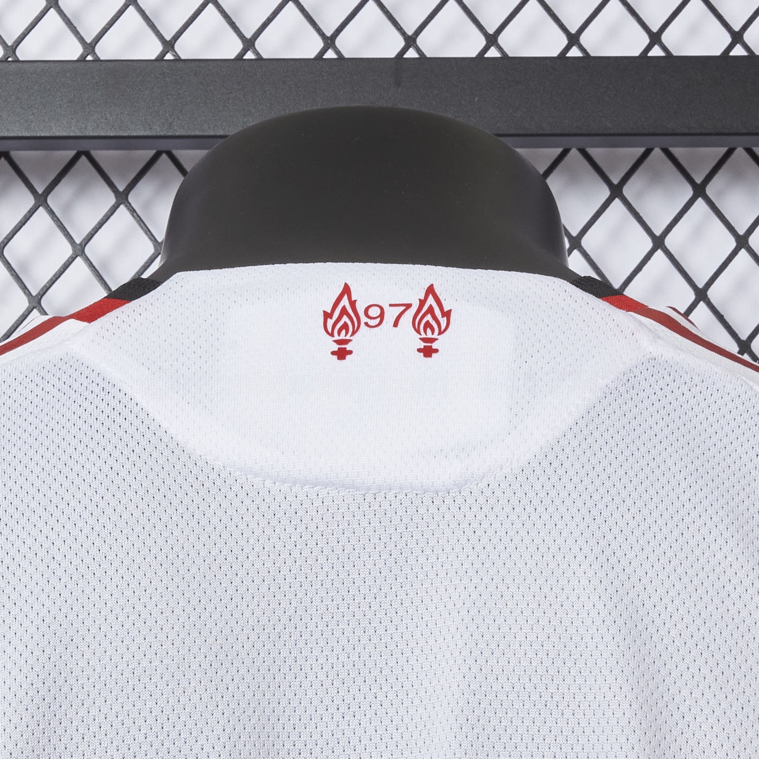 Liver.pool 25-26 Away White And Red Jersey - Player Version - UnitedFutballJersey