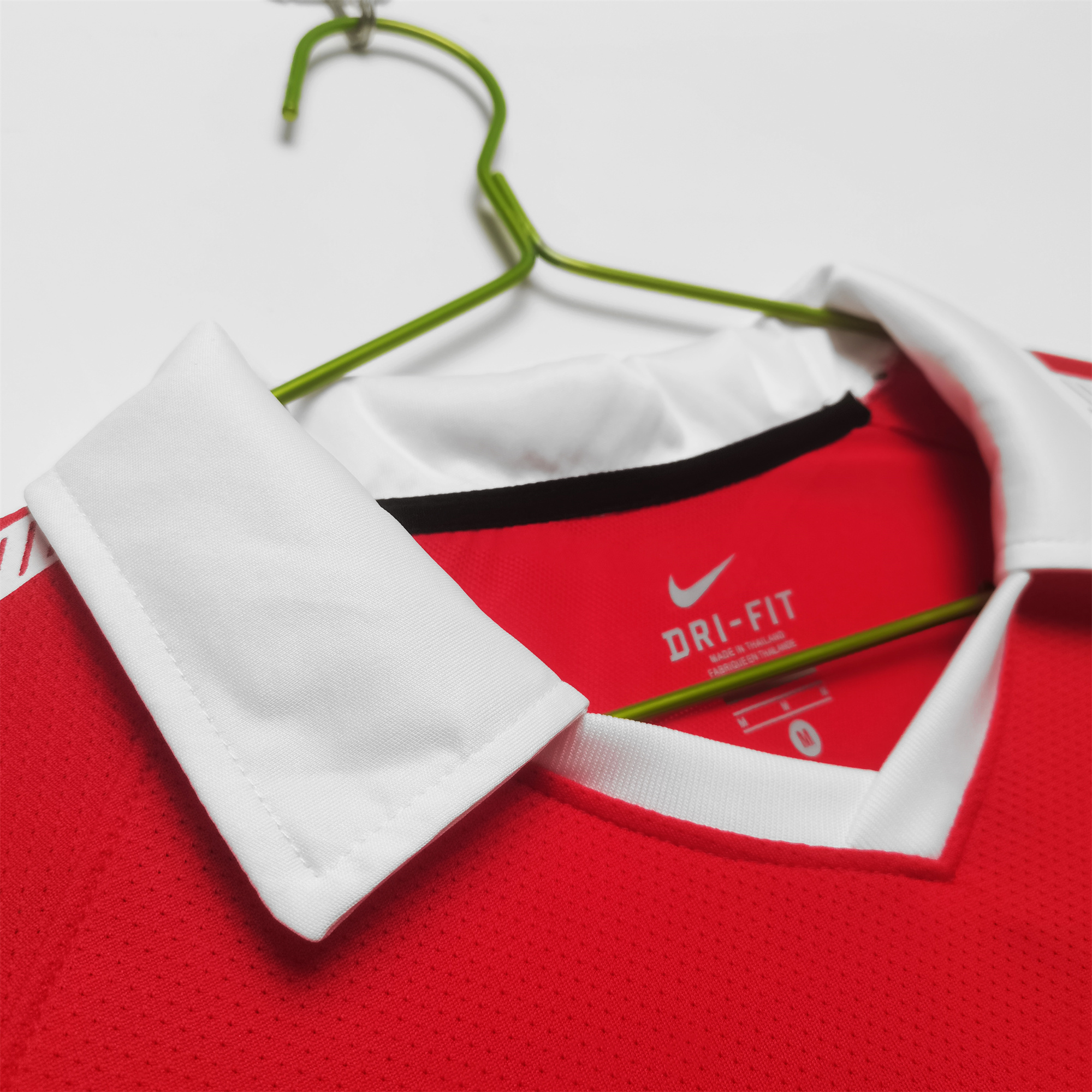 Manchester United Retro 10-11 Home Stadium Jersey - UnitedFutballJersey