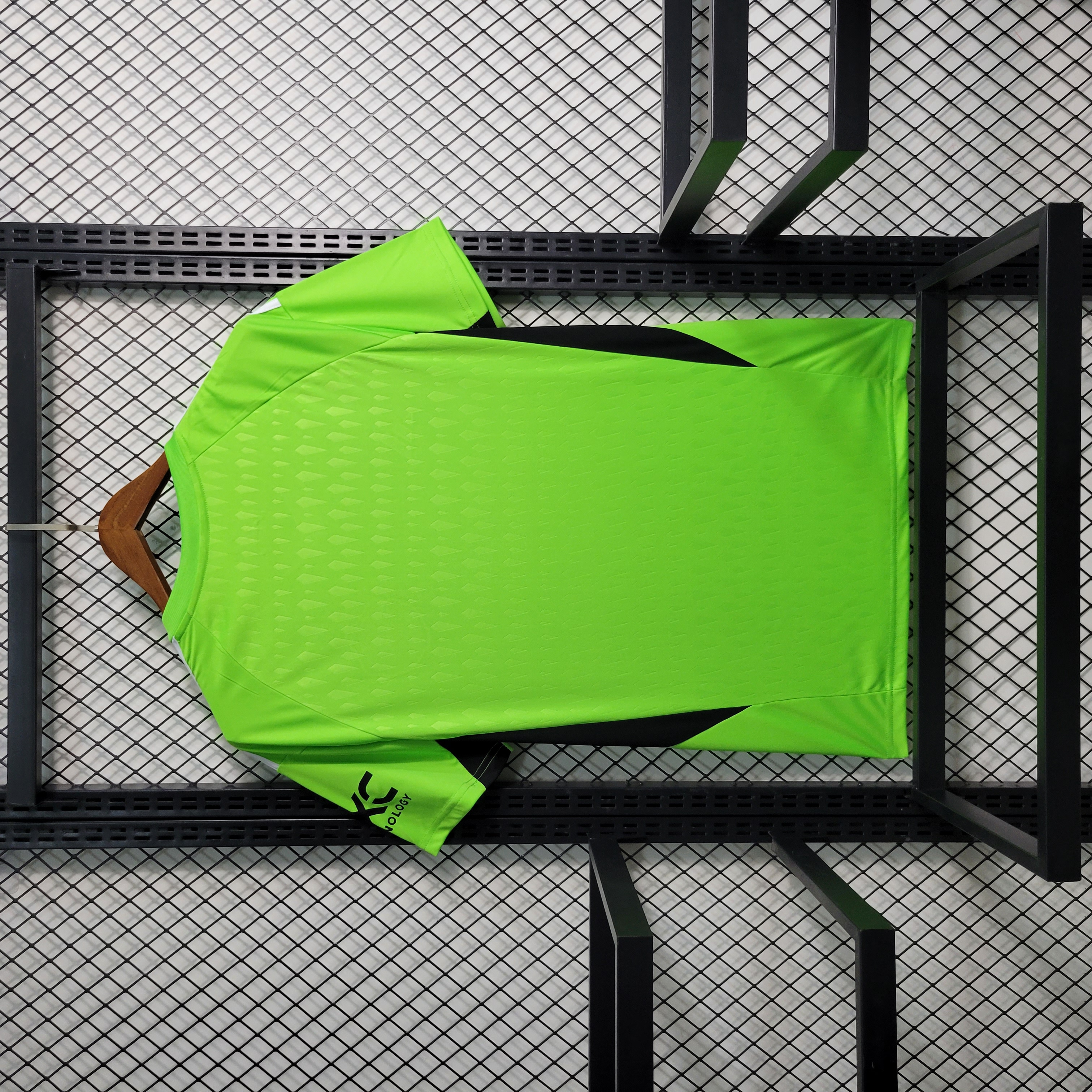 Manchester United 23-24 Green Goalkeeper Jersey - Fans Version - UnitedFutballJersey