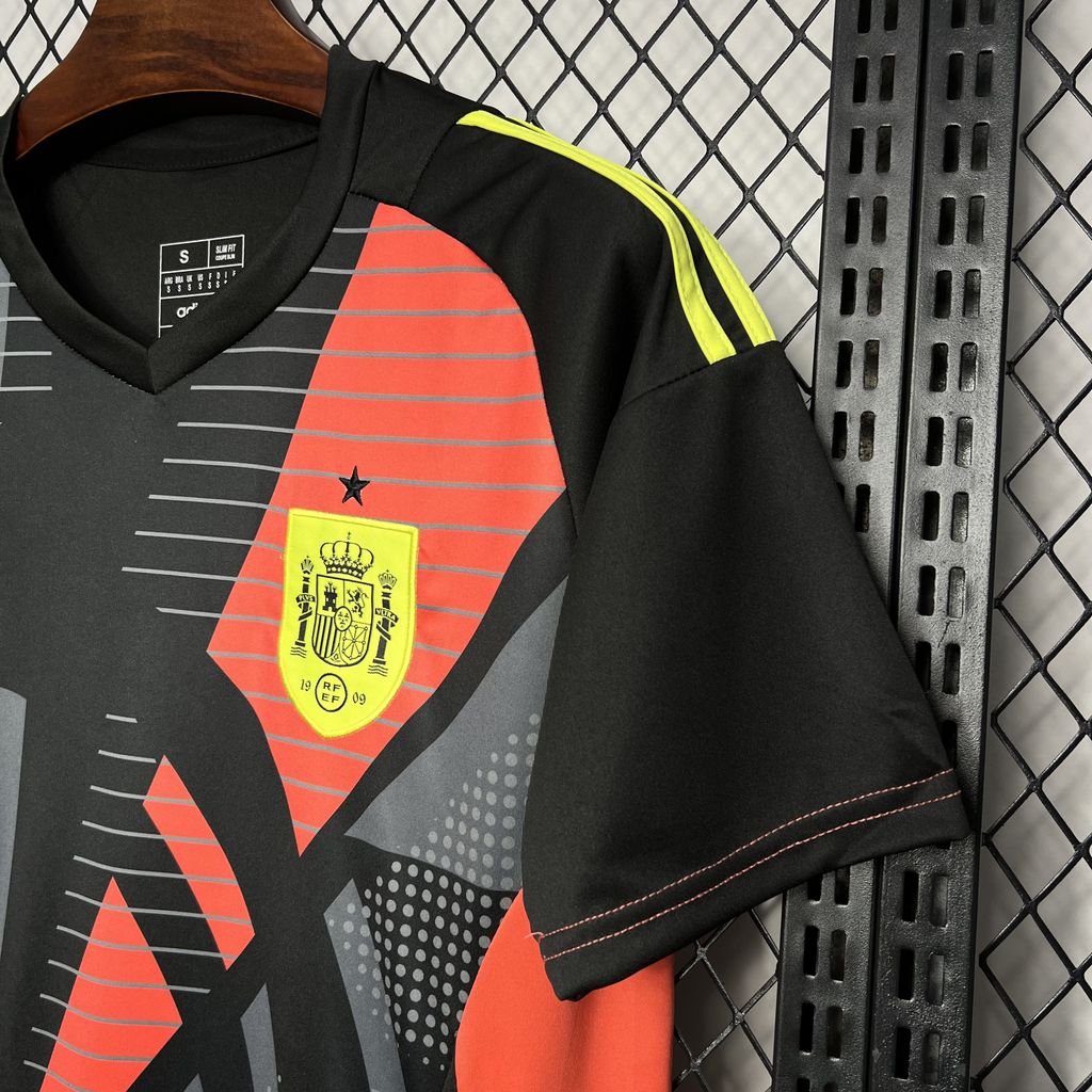 Spain 2024 Black Goalkeeper Jersey - Fans Version - UnitedFutballJersey
