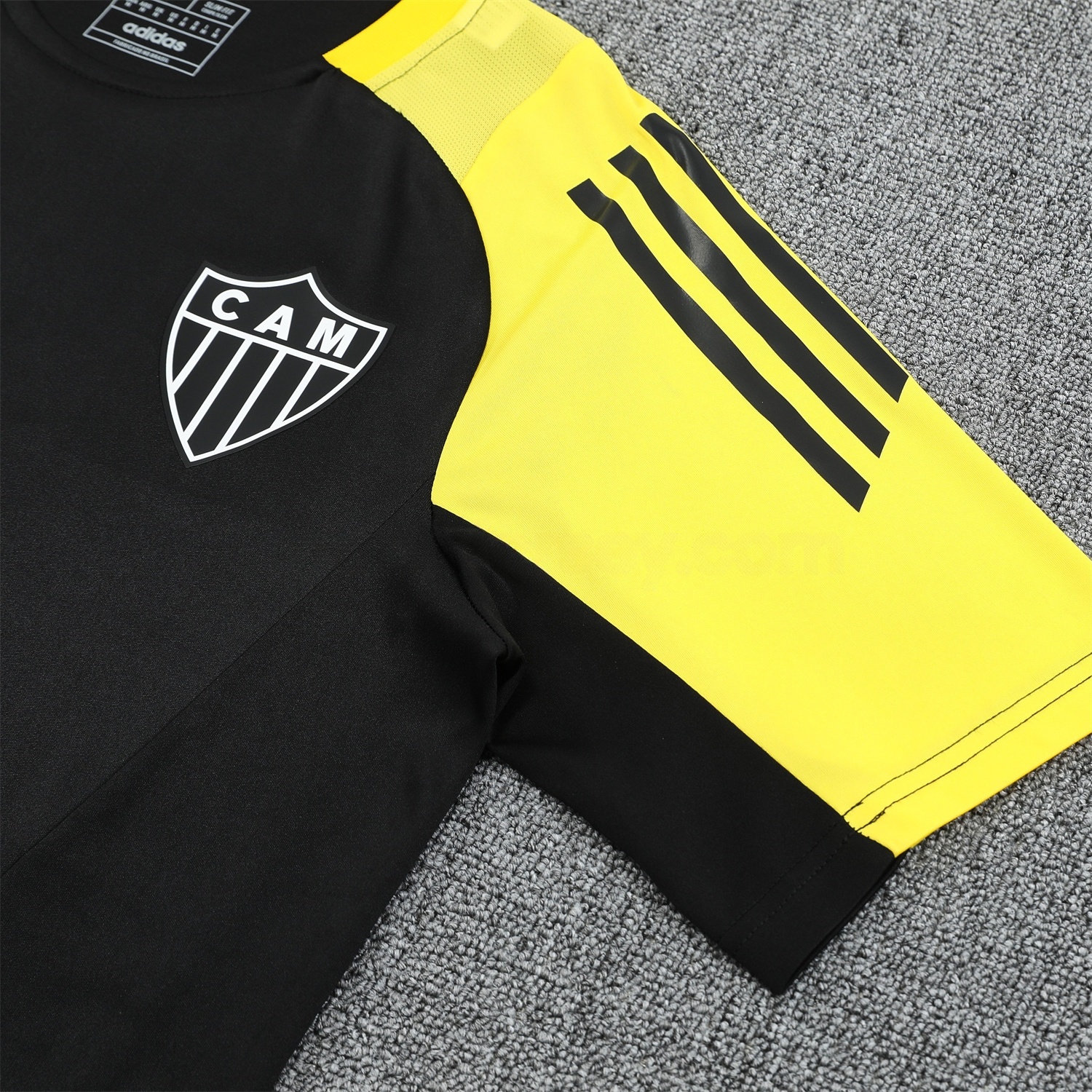 Atletico Mineiro 25-26 Short-Sleeve Kids Training Set - Black Top With Black Shorts - UnitedFutballJersey