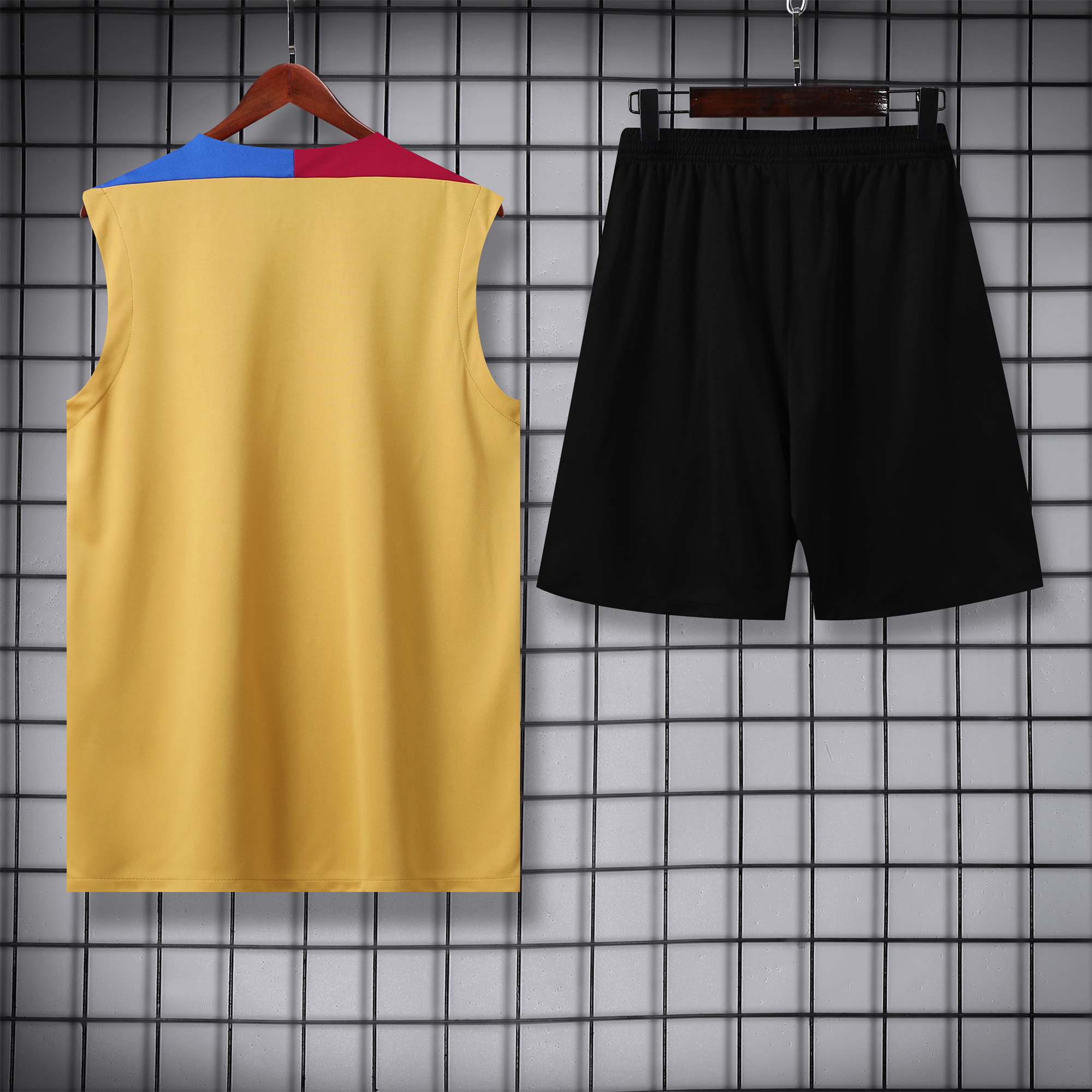 Barcelona 24-25 Training Vest Suit - Gold - UnitedFutballJersey