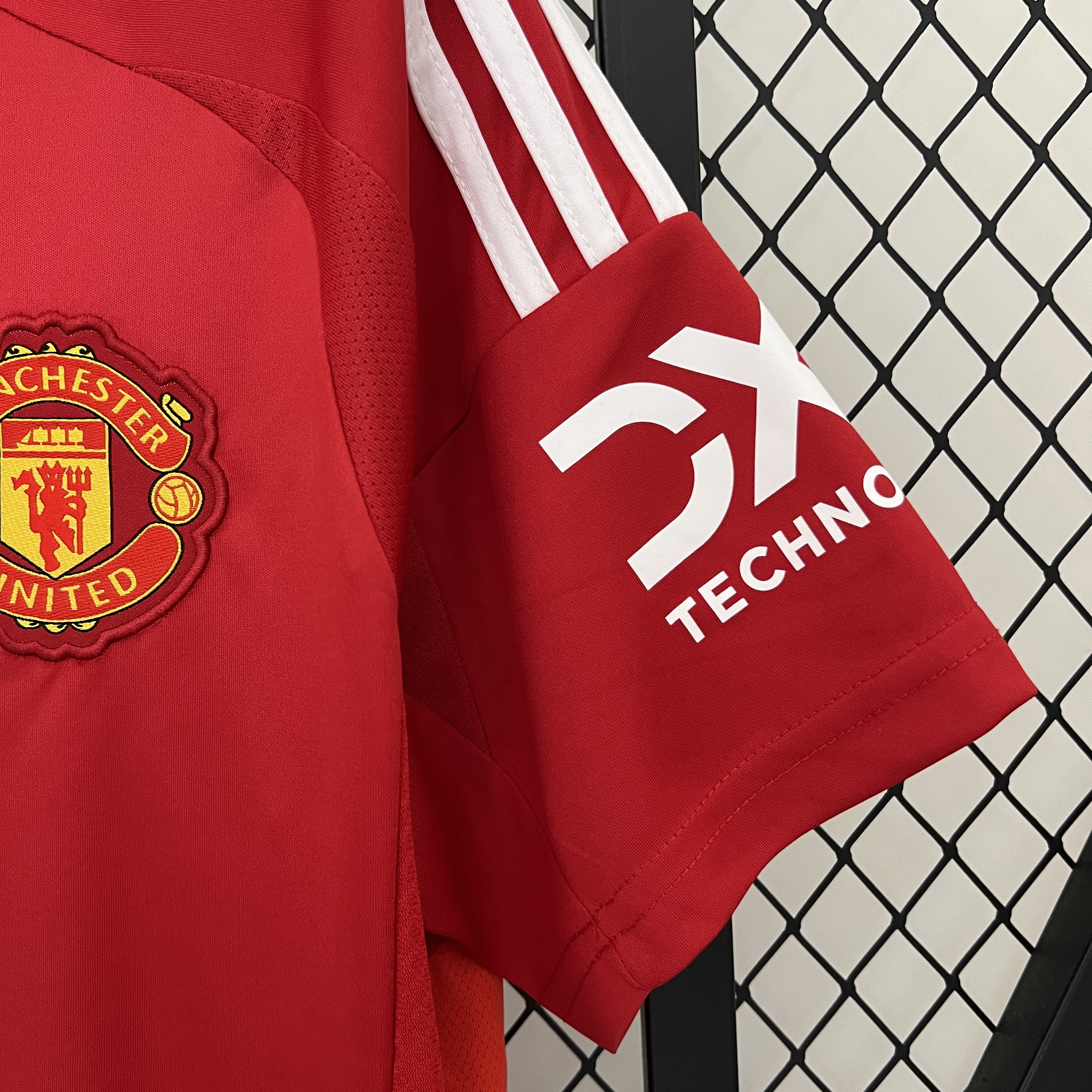 Manchester United 24-25 Home Stadium Jersey - Fans Version - UnitedFutballJersey