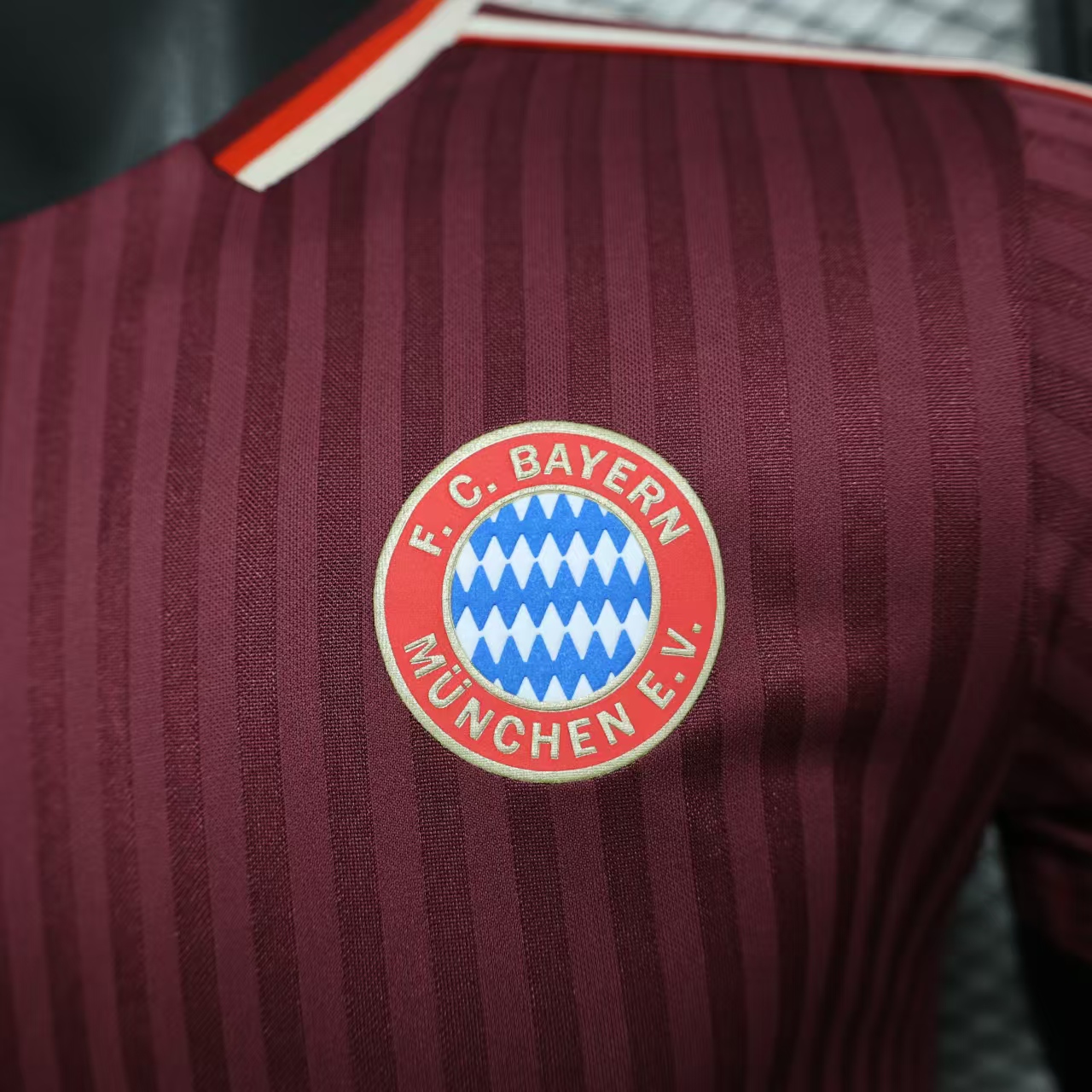 Bayern Munich 2025 Red Icon Retro Jersey - Player Version - UnitedFutballJersey