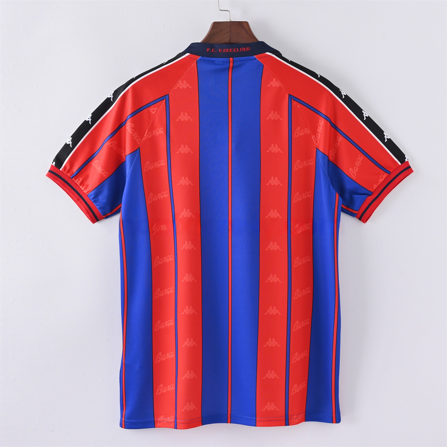 B.A.R.S.A Retro 1997-98 Home Jersey - UnitedFutballJersey