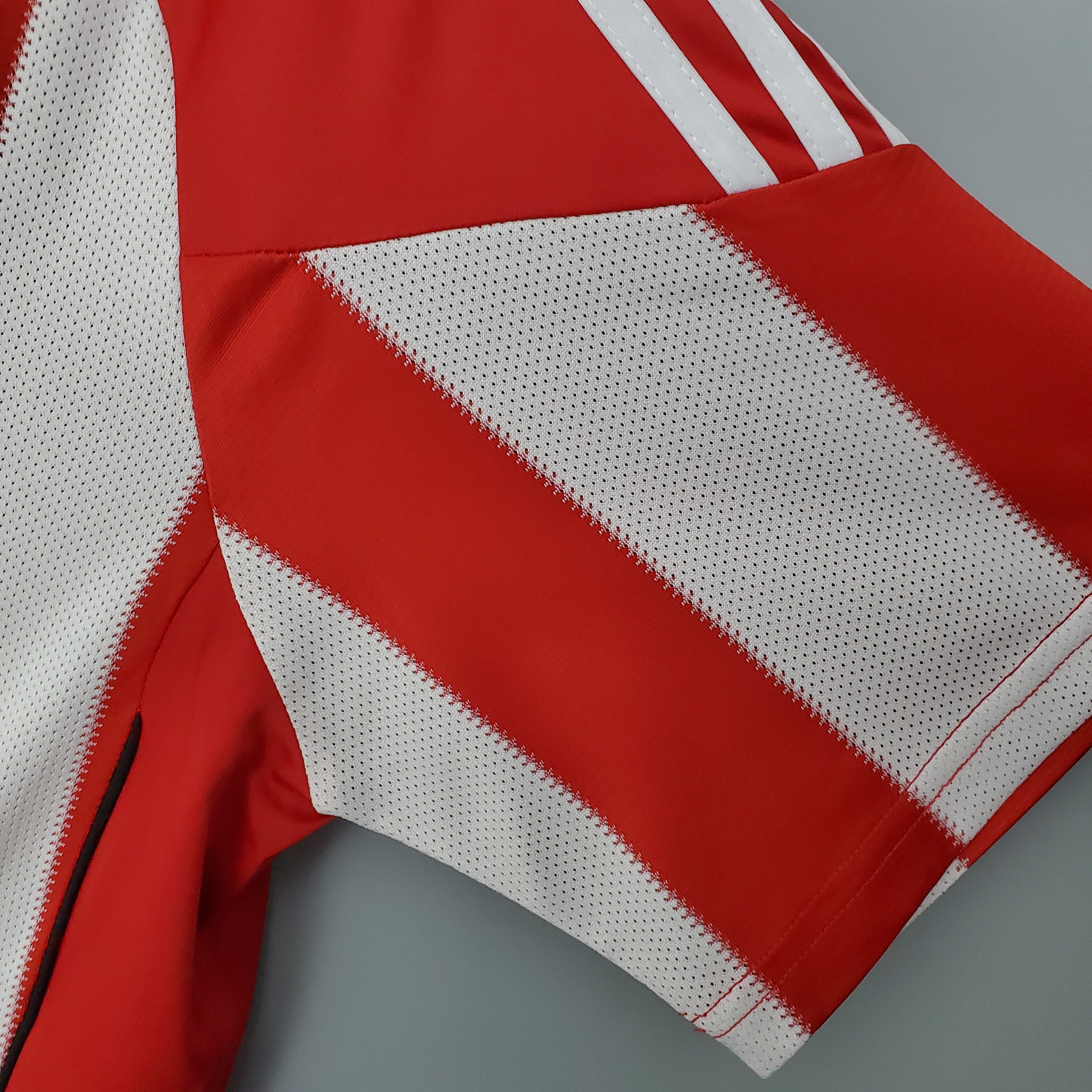 Retro Bayern Munich 10-11 Home Stadium Jersey - UnitedFutballJersey