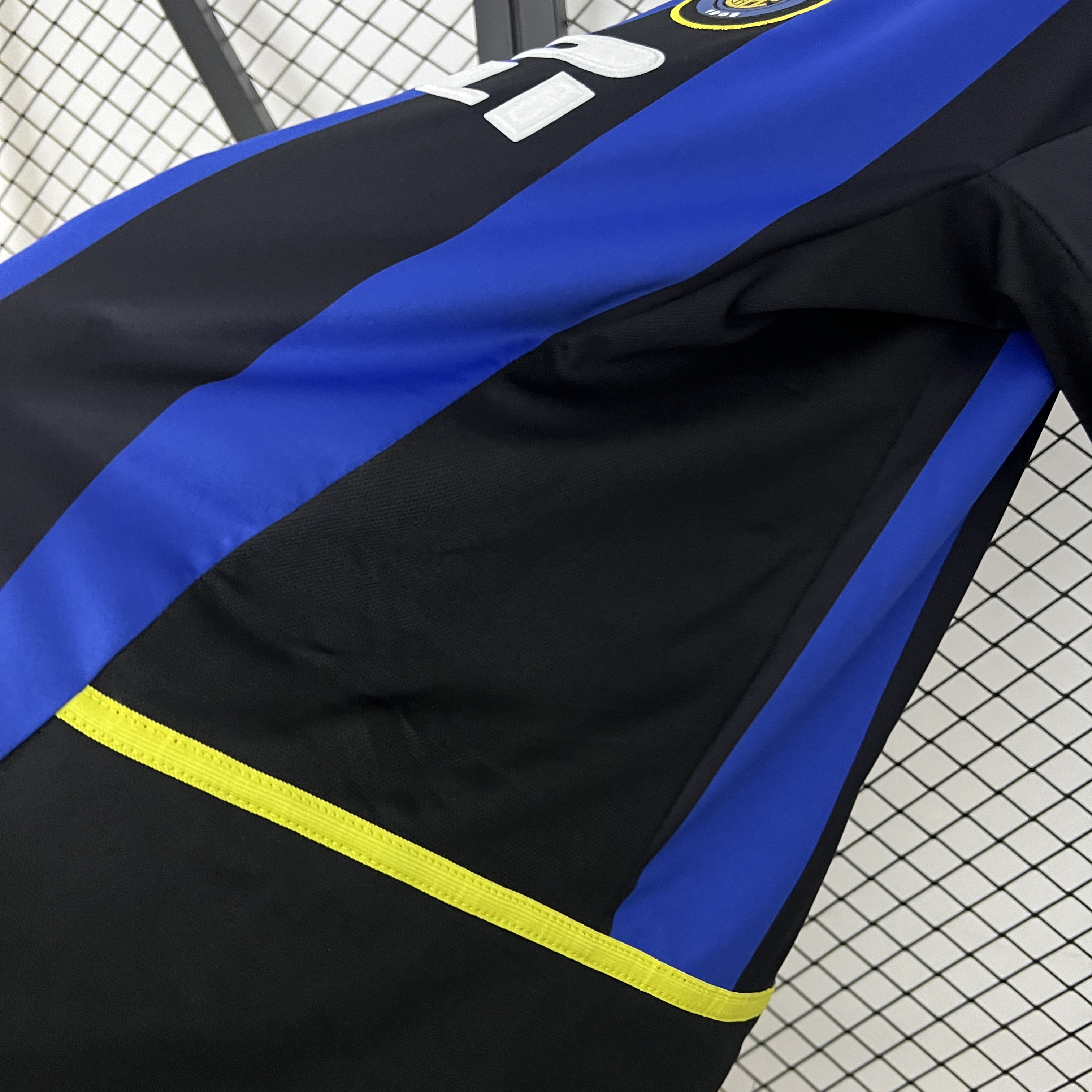 Retro Inter Milan 2002-03 Home Jersey - UnitedFutballJersey