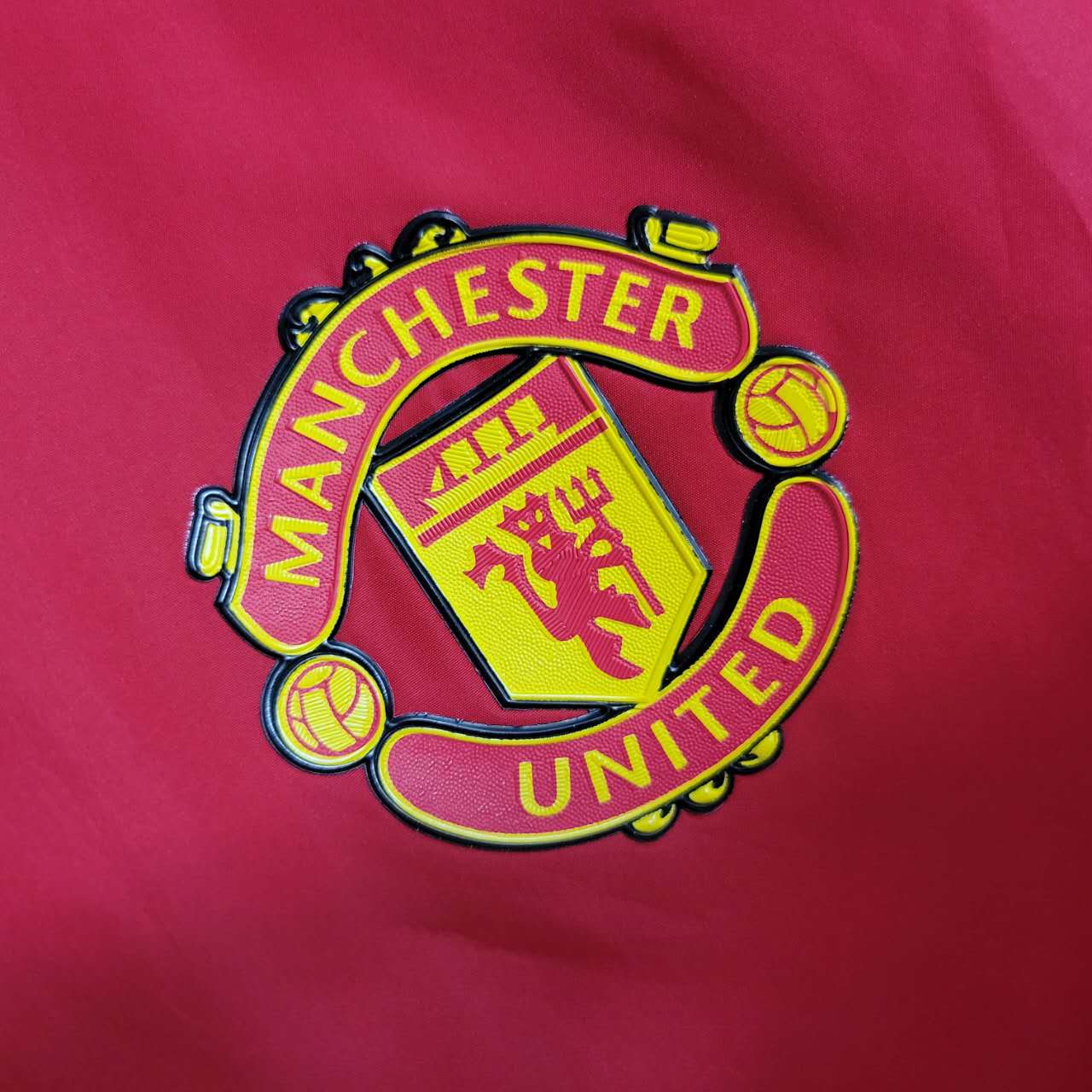Manchester United 23-24 Windbreaker Jacket - Red & Black - UnitedFutballJersey